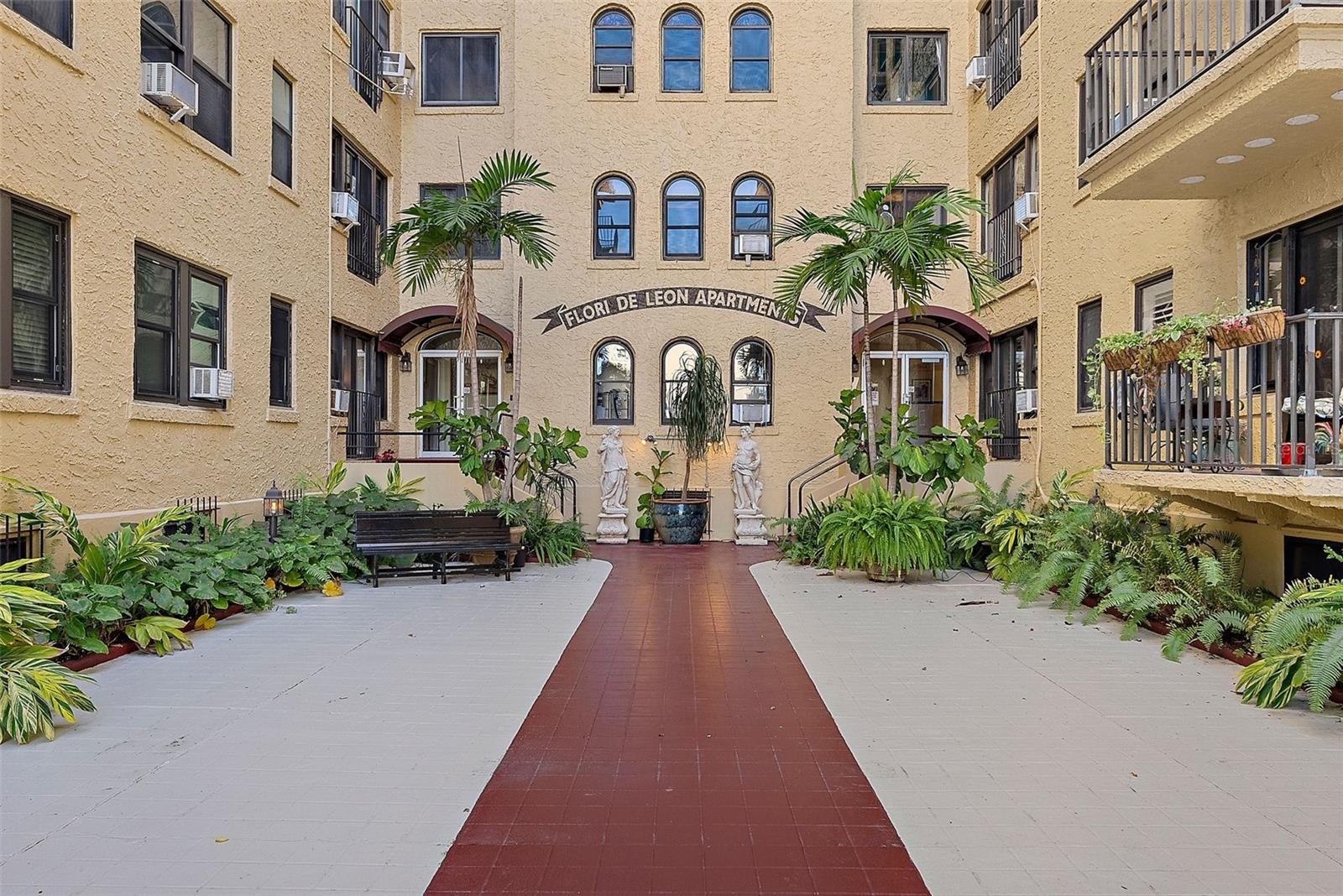 130 4TH AVE N #414, ST PETERSBURG, FL, 33701