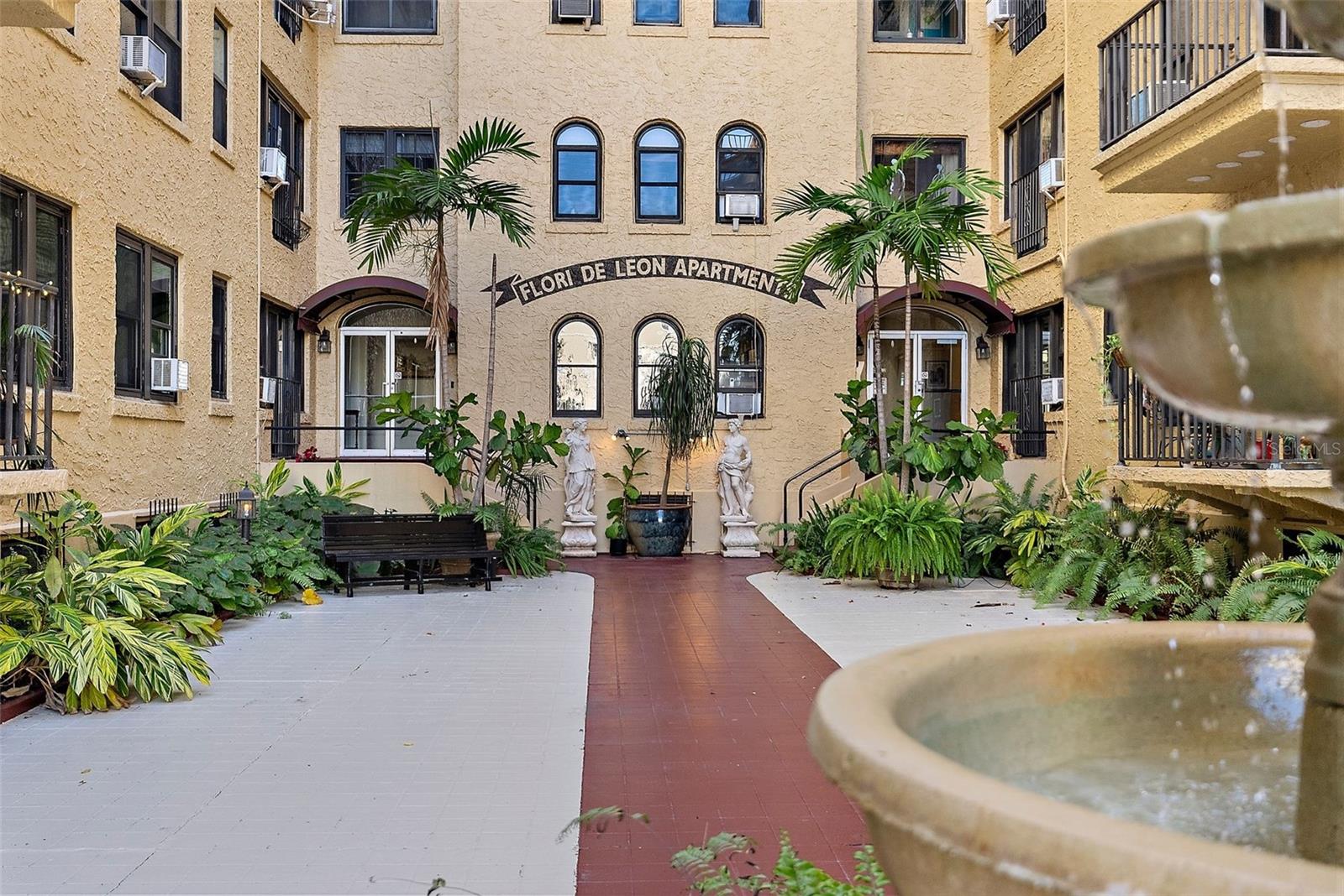 130 4TH AVE N #414, ST PETERSBURG, FL, 33701