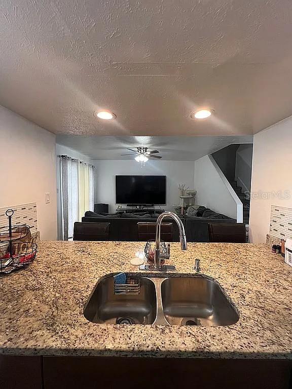 1836 WARRINGWOOD DR #B-4, ORLANDO, FL, 32839