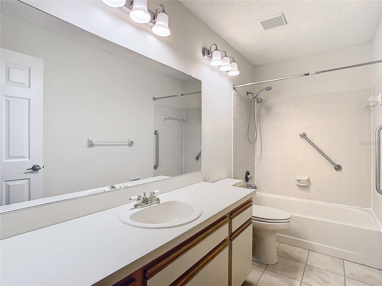 5832 RED CEDAR LN, TAMPA, FL, 33625
