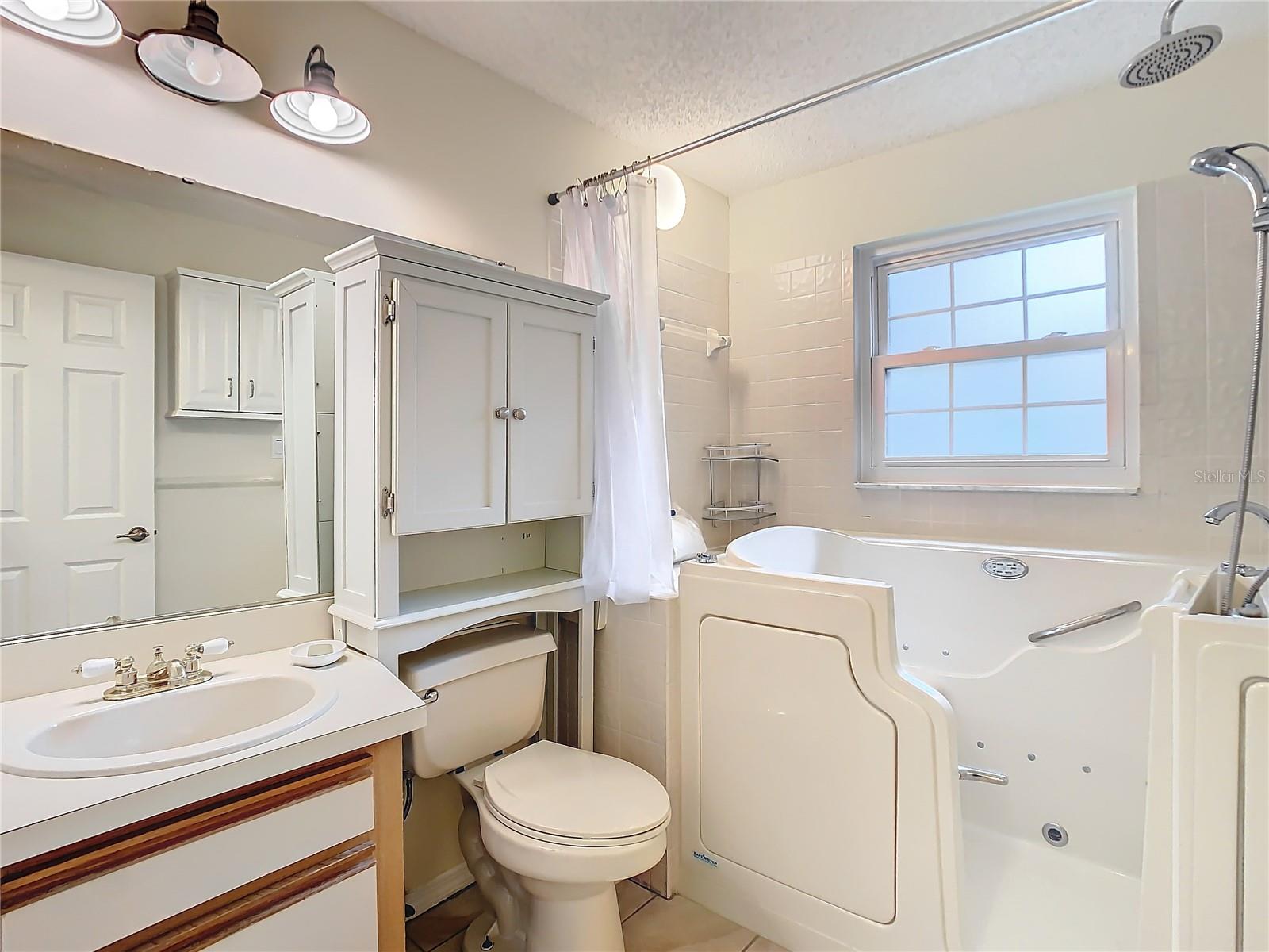 5832 RED CEDAR LN, TAMPA, FL, 33625