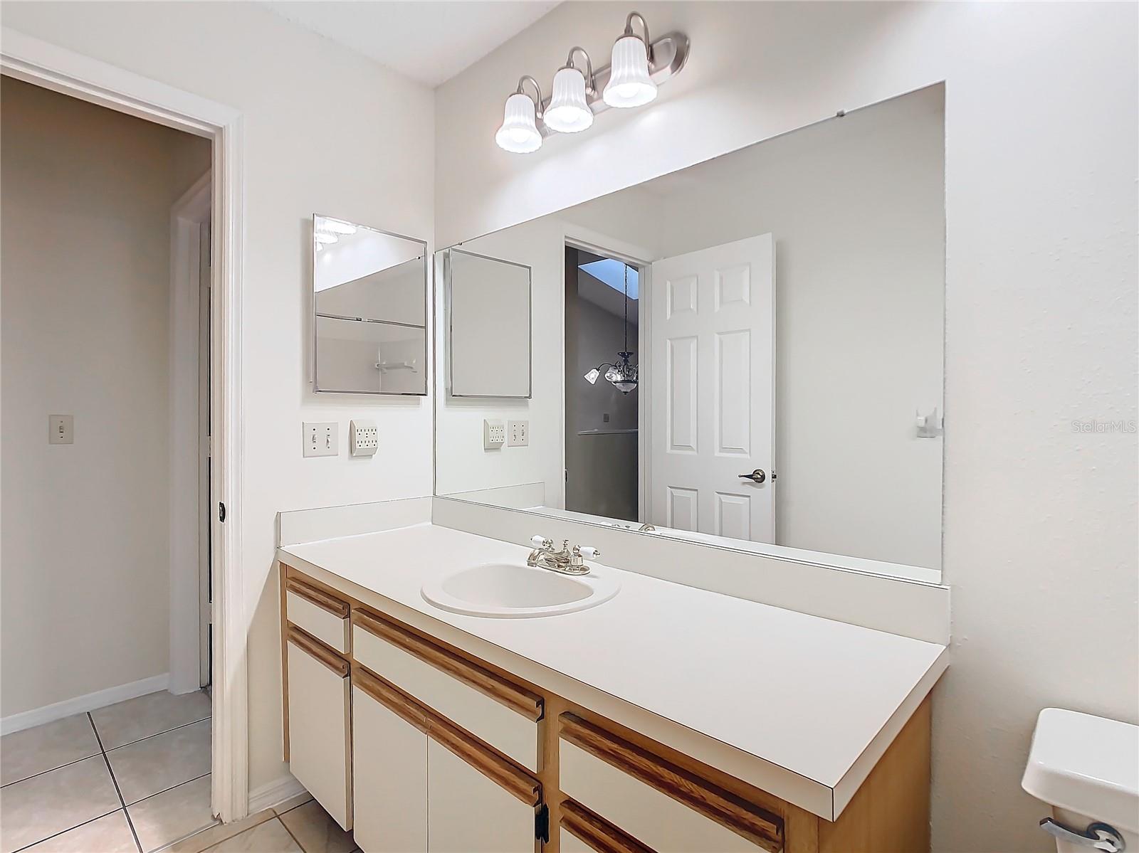5832 RED CEDAR LN, TAMPA, FL, 33625