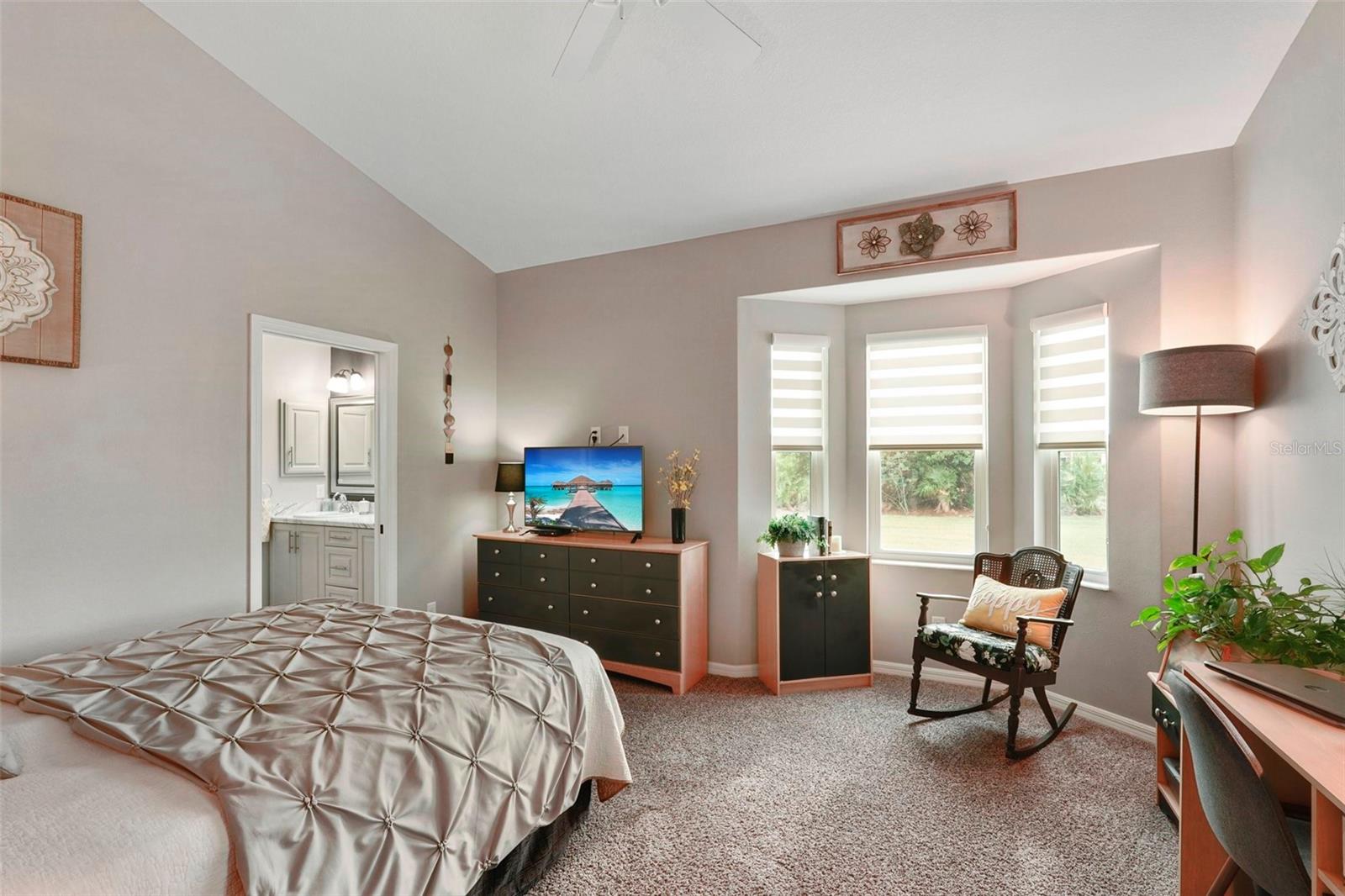 102 LINDA LEE DR, ROTONDA WEST, FL, 33947