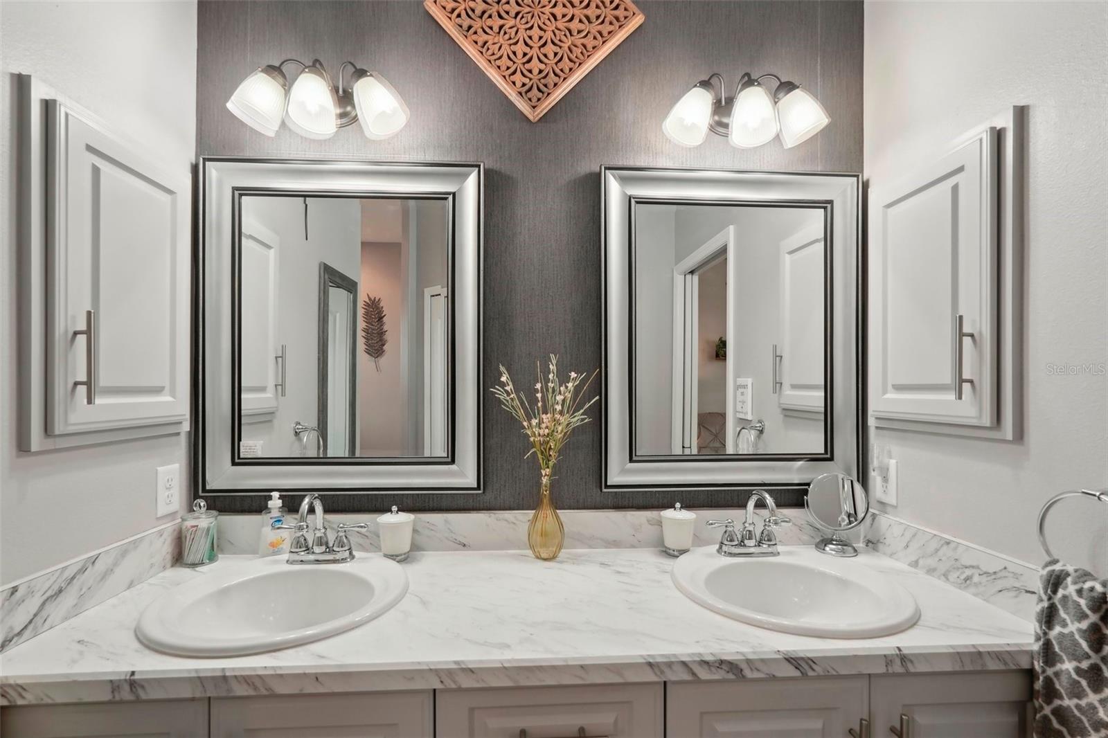 102 LINDA LEE DR, ROTONDA WEST, FL, 33947