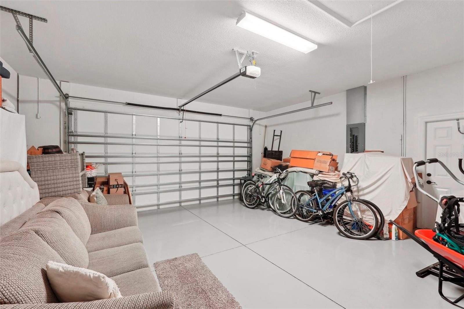 102 LINDA LEE DR, ROTONDA WEST, FL, 33947