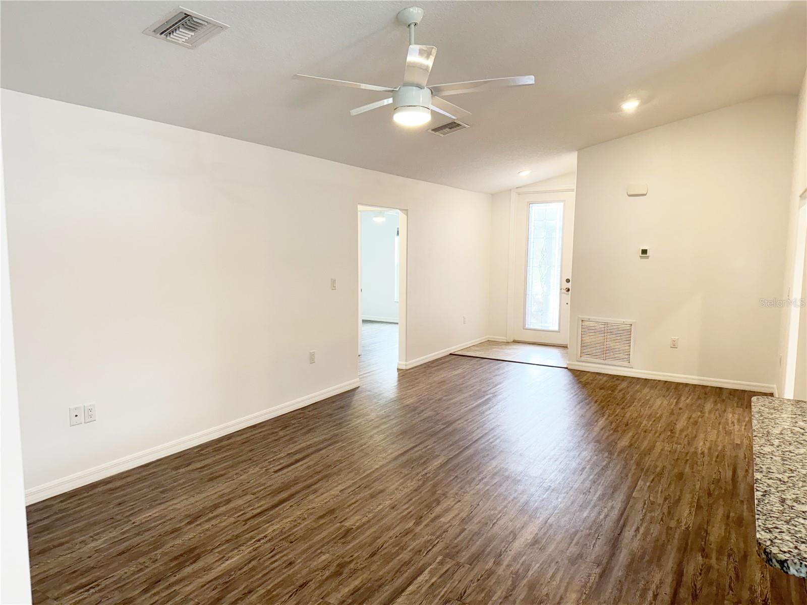 254 CARAVAN TER, SEBASTIAN, FL, 32958