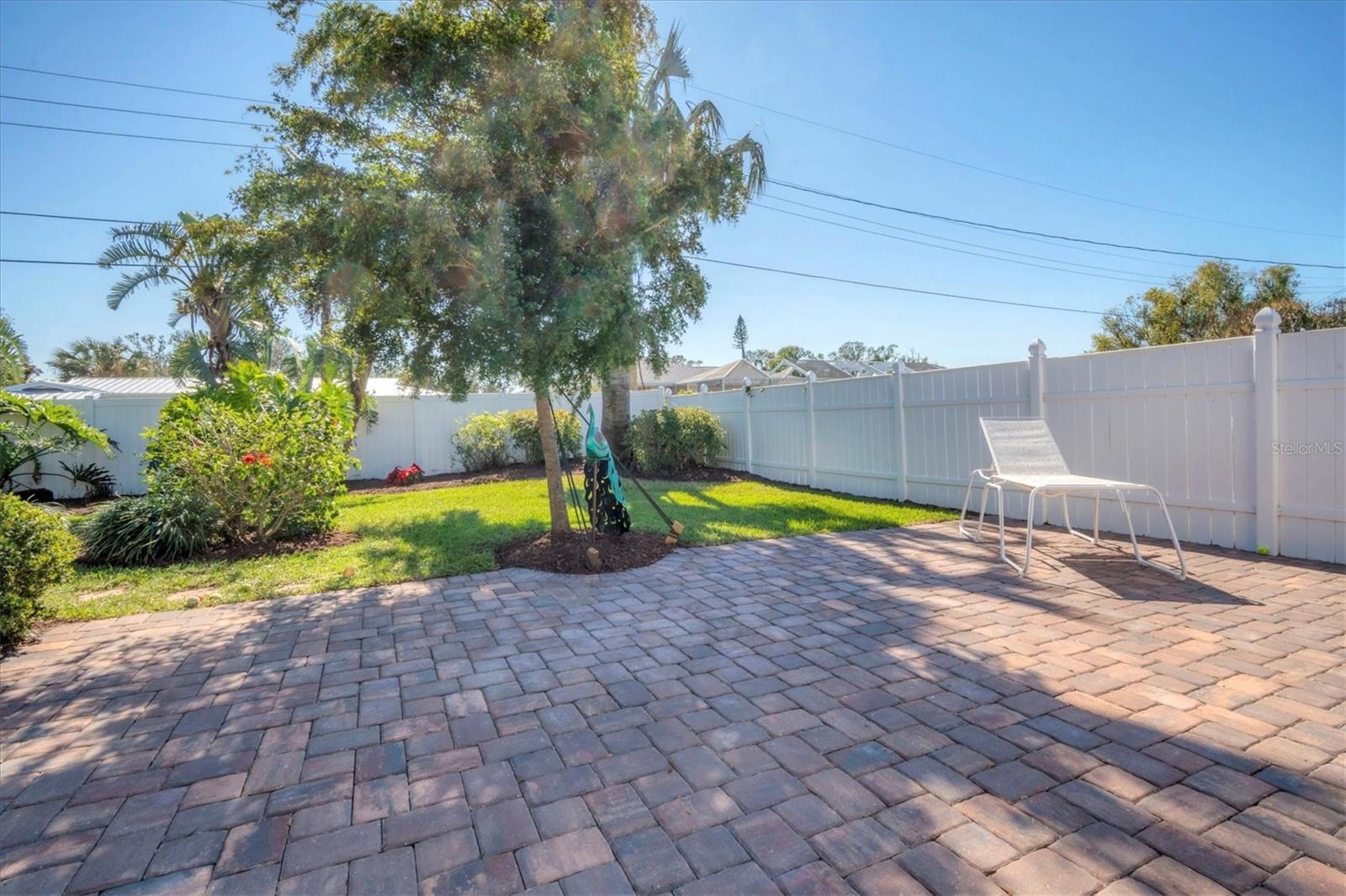 2424 POST RD, SARASOTA, FL, 34231