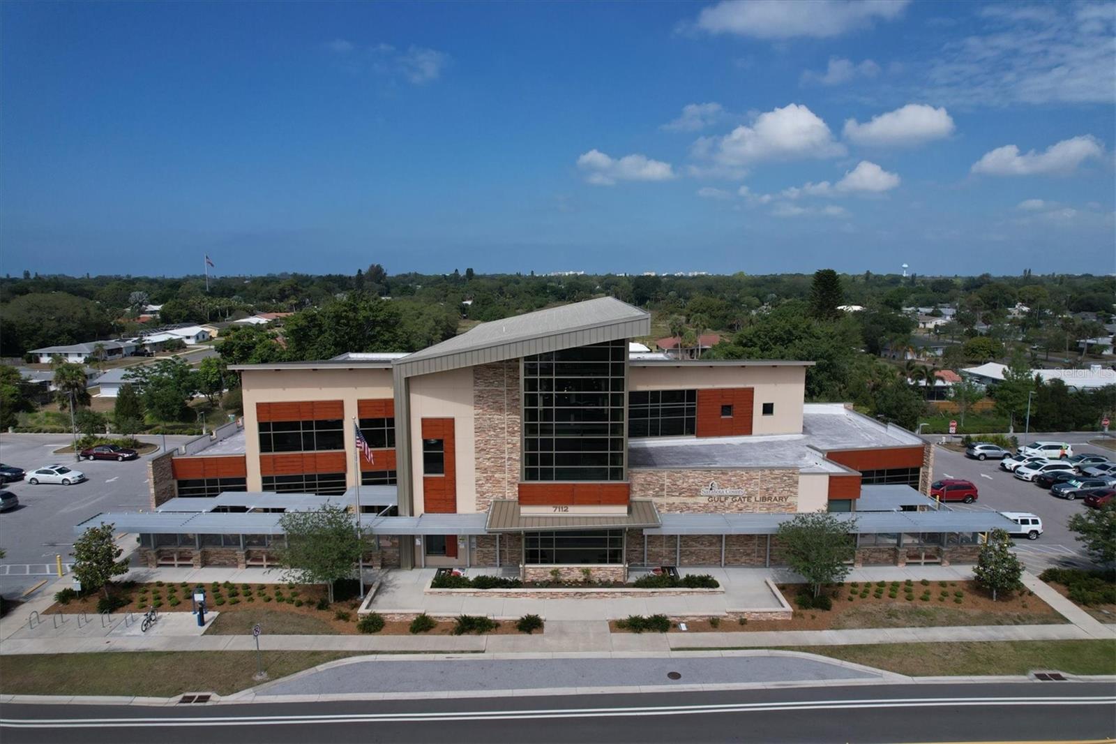 2424 POST RD, SARASOTA, FL, 34231