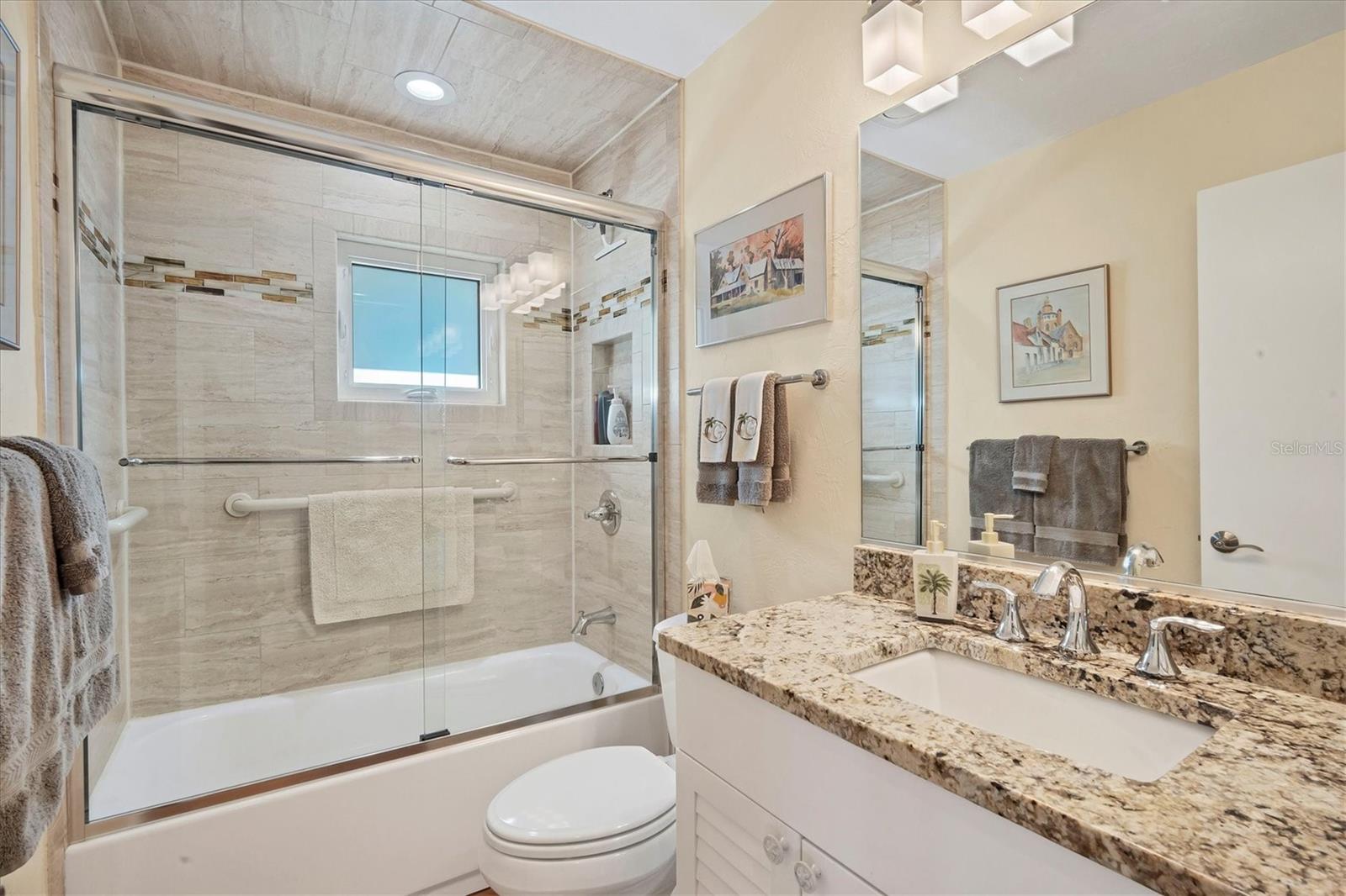 2424 POST RD, SARASOTA, FL, 34231