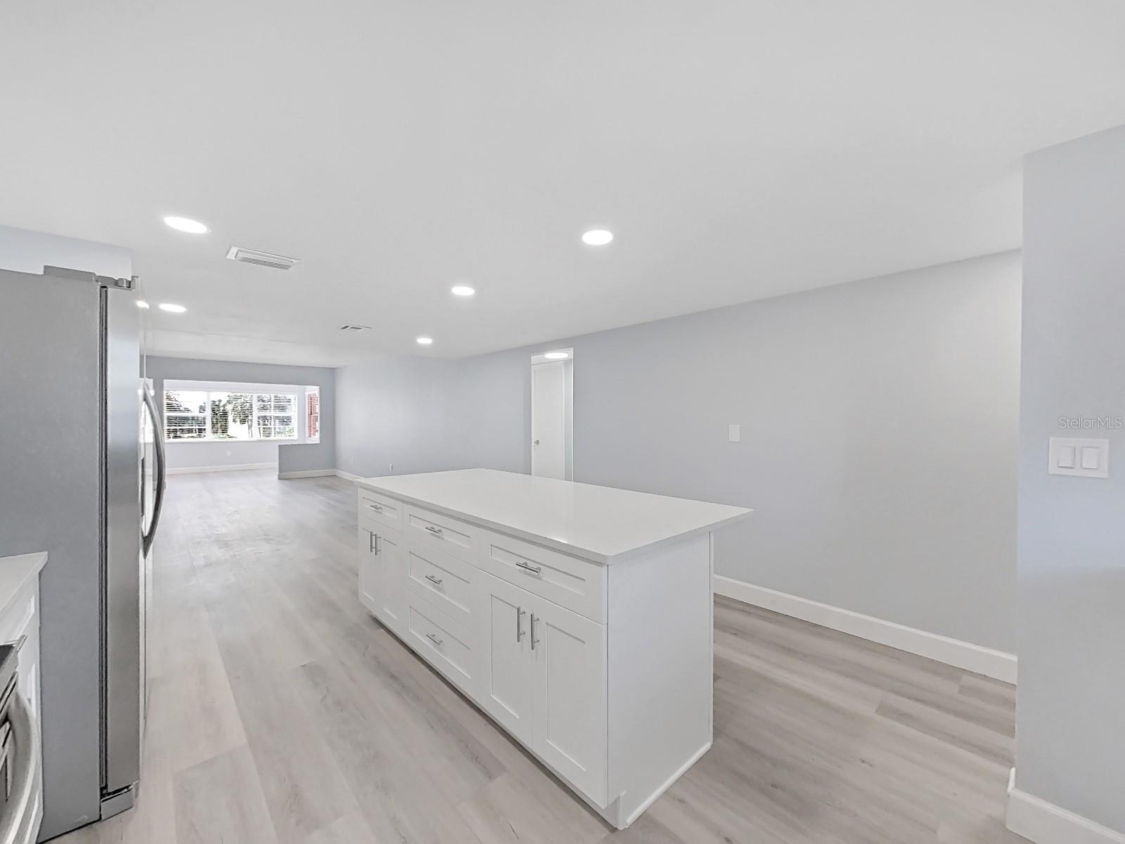 8 GLENCOE PL #208, DUNEDIN, FL, 34698