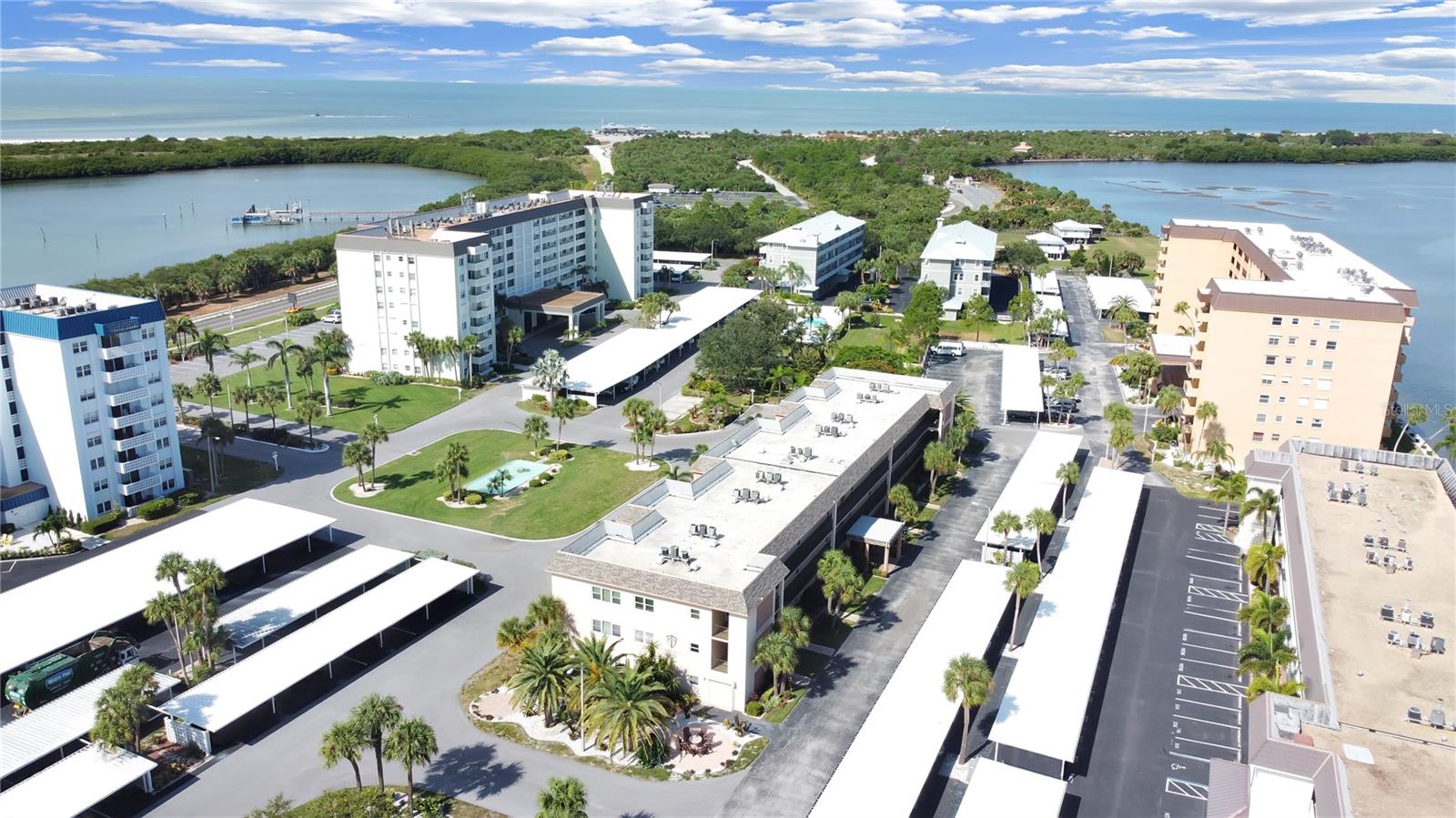 8 GLENCOE PL #208, DUNEDIN, FL, 34698
