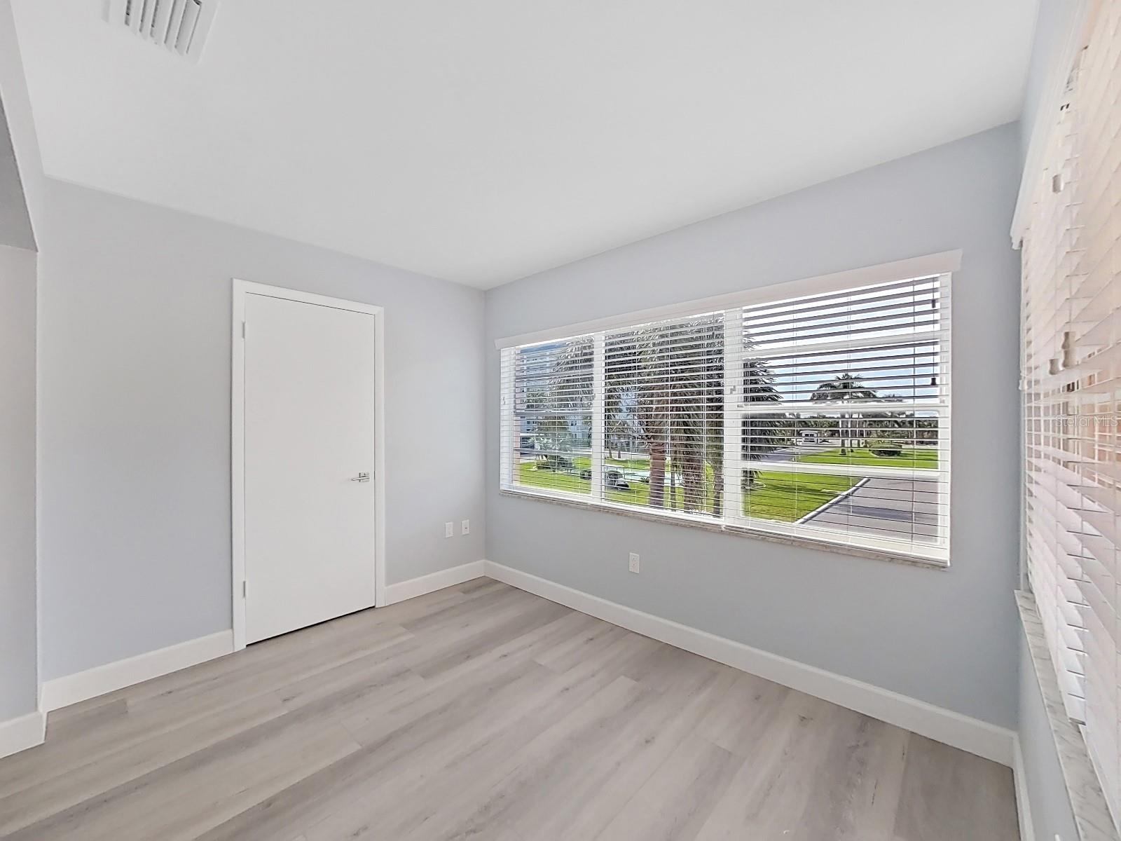 8 GLENCOE PL #208, DUNEDIN, FL, 34698