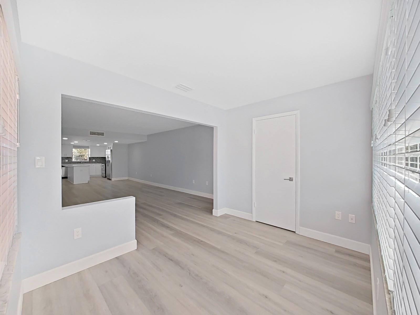 8 GLENCOE PL #208, DUNEDIN, FL, 34698