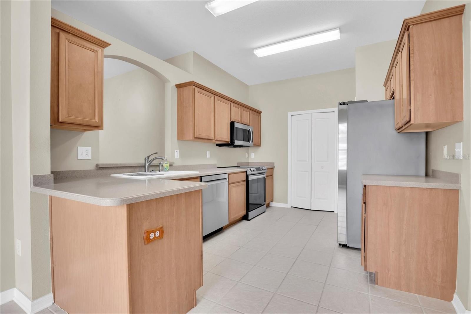 19208 WEYMOUTH DR, LAND O LAKES, FL, 34638