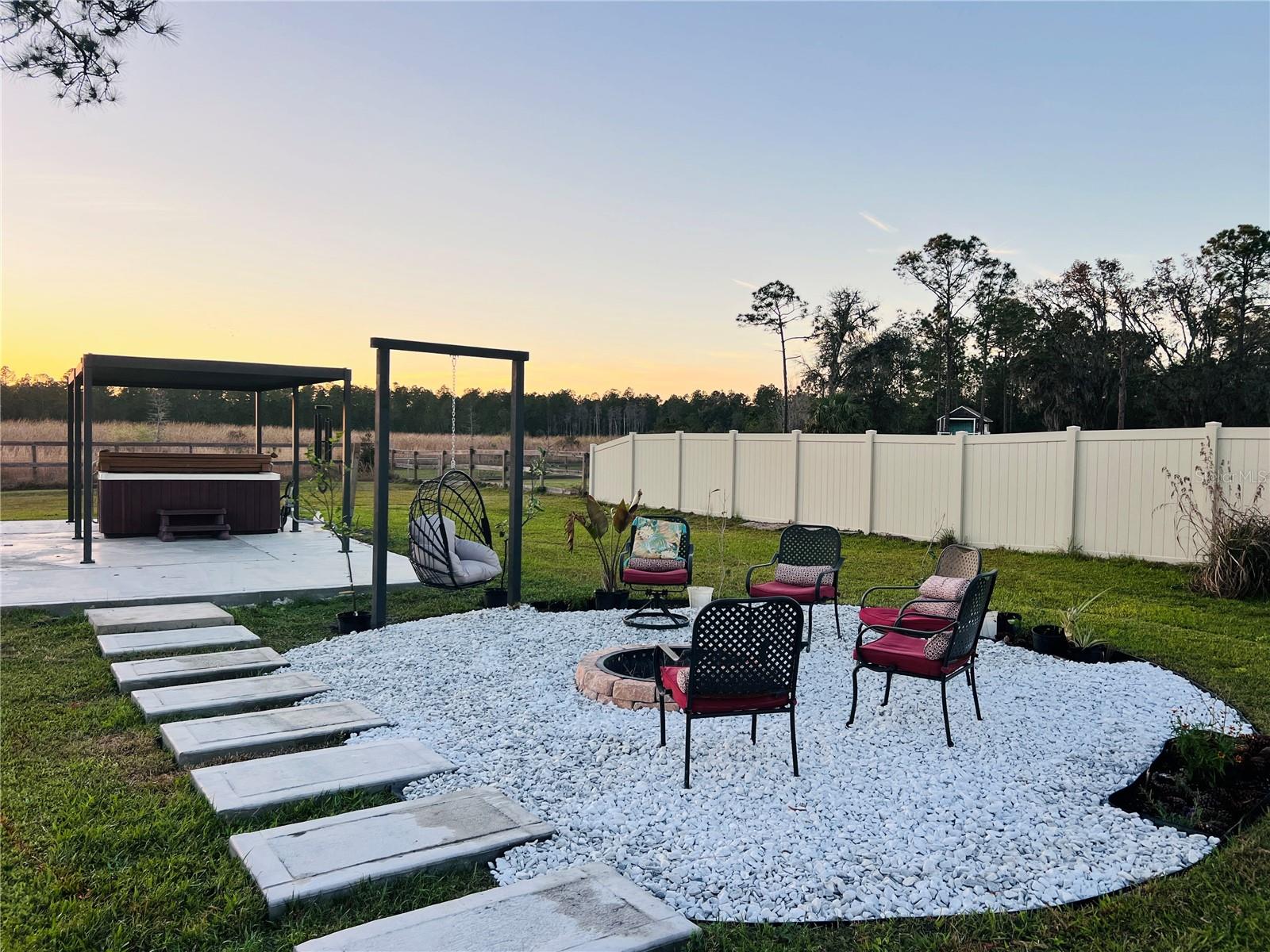 8131 SPRING FOREST LN, WESLEY CHAPEL, FL, 33544