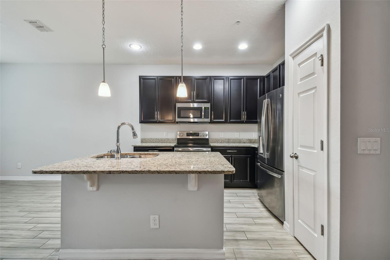 617 FORTANINI CIR, OCOEE, FL, 34761