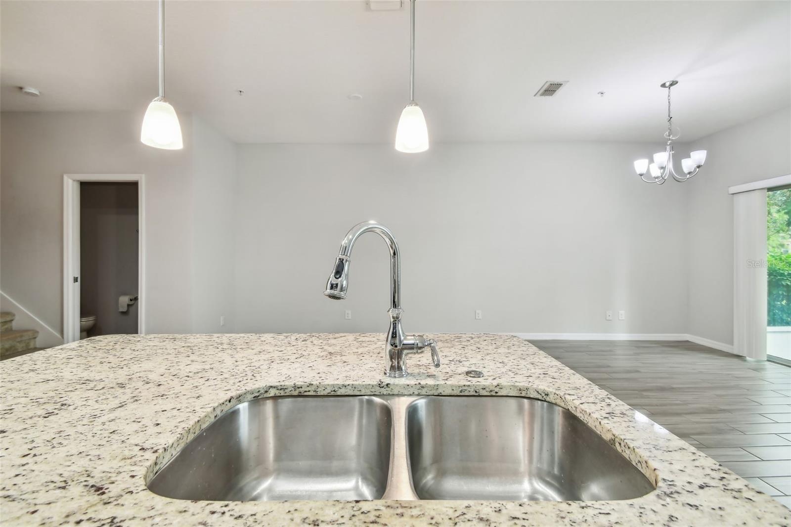 617 FORTANINI CIR, OCOEE, FL, 34761