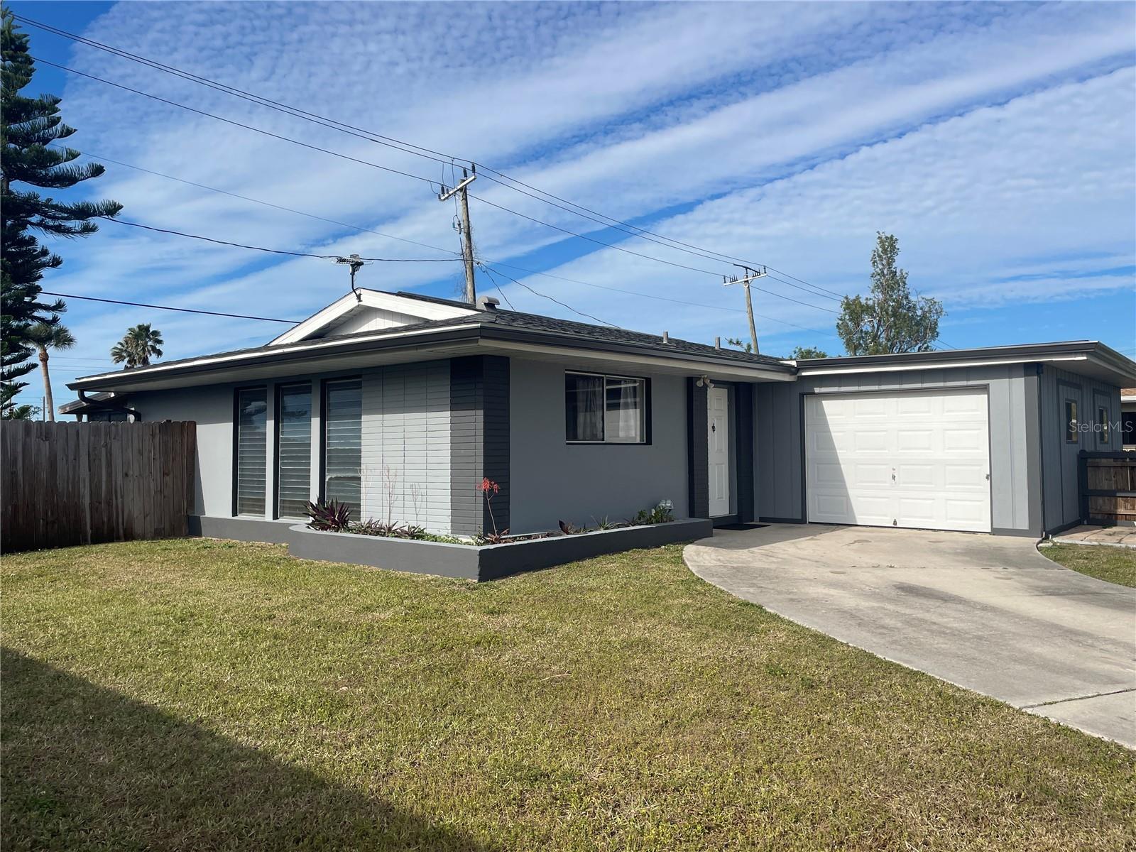 2529 EDNOR ST, PORT CHARLOTTE, FL, 33952