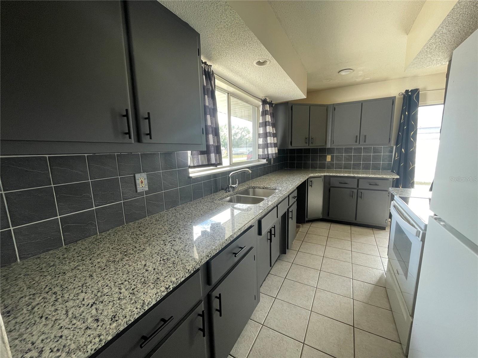 2529 EDNOR ST, PORT CHARLOTTE, FL, 33952