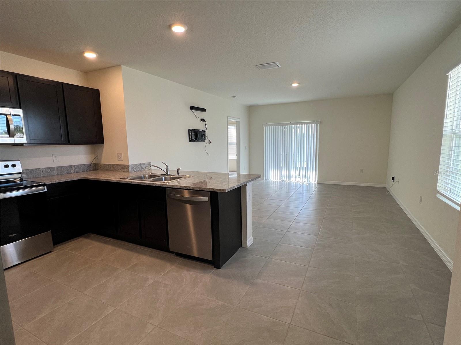 34012 JASPER STONE DR, WESLEY CHAPEL, FL, 33543