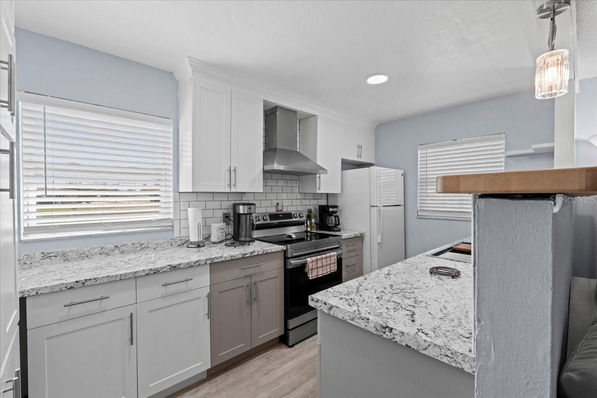24540 HARBORVIEW RD #E4, PORT CHARLOTTE, FL, 33980