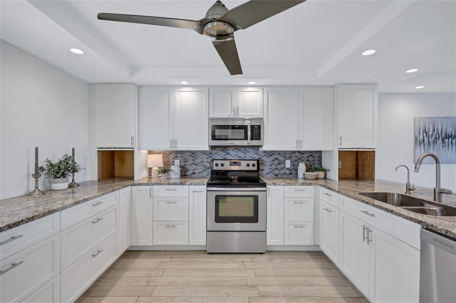 9393 MIDNIGHT PASS RD #704, SARASOTA, FL, 34242