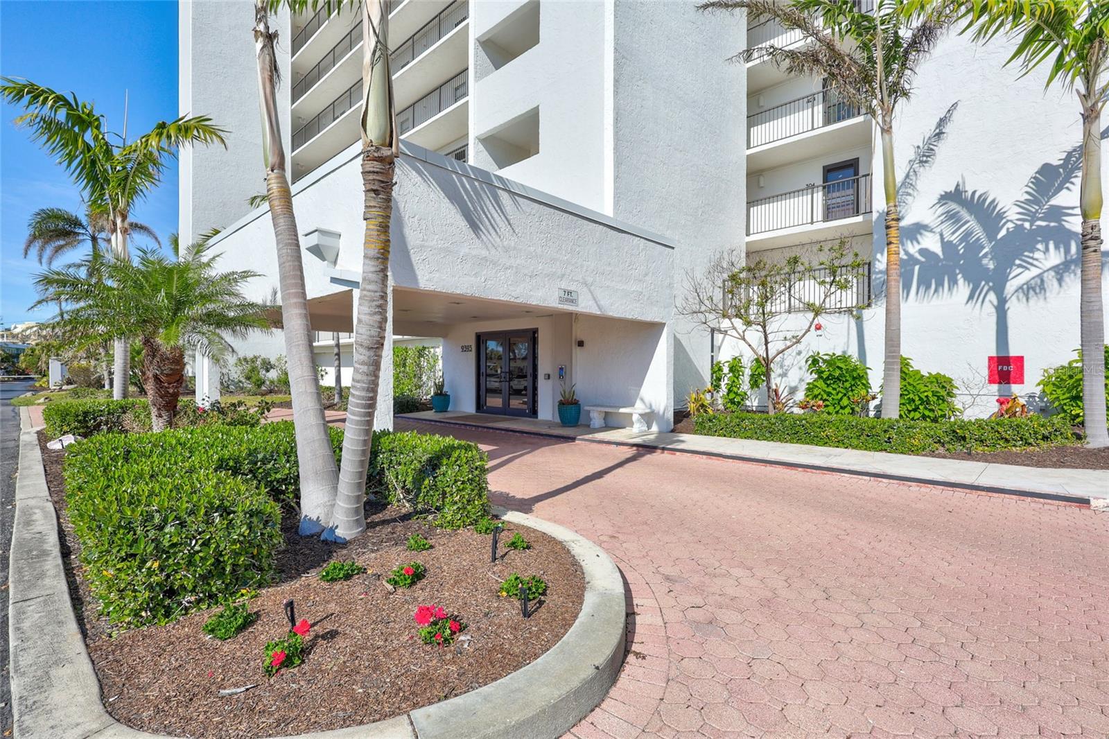9393 MIDNIGHT PASS RD #704, SARASOTA, FL, 34242