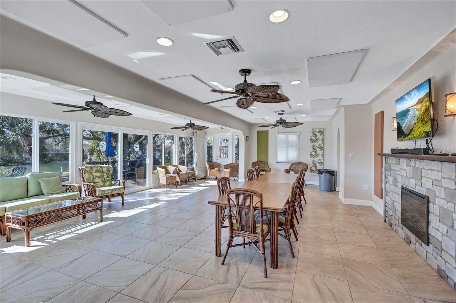 9393 MIDNIGHT PASS RD #704, SARASOTA, FL, 34242
