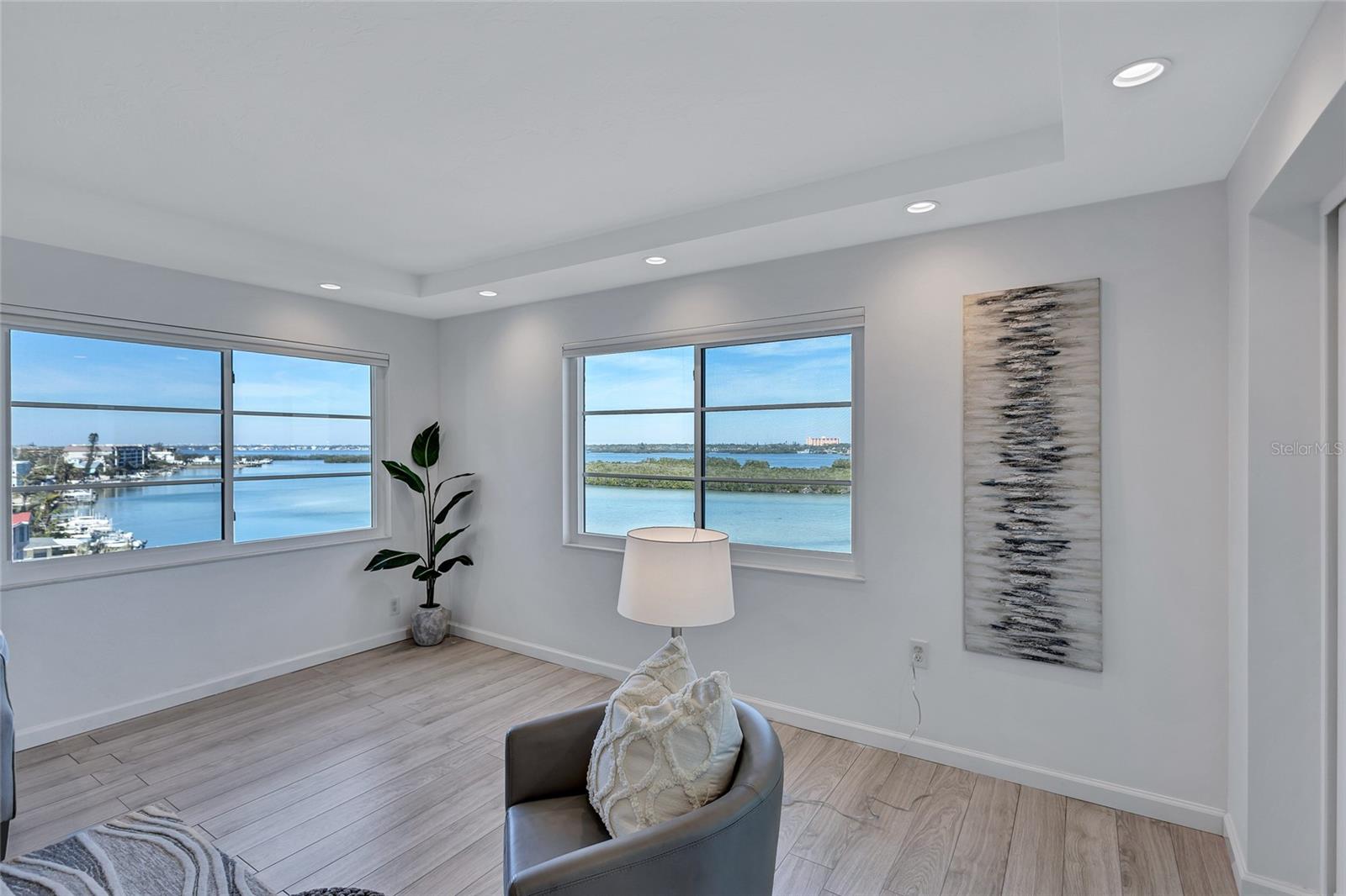 9393 MIDNIGHT PASS RD #704, SARASOTA, FL, 34242