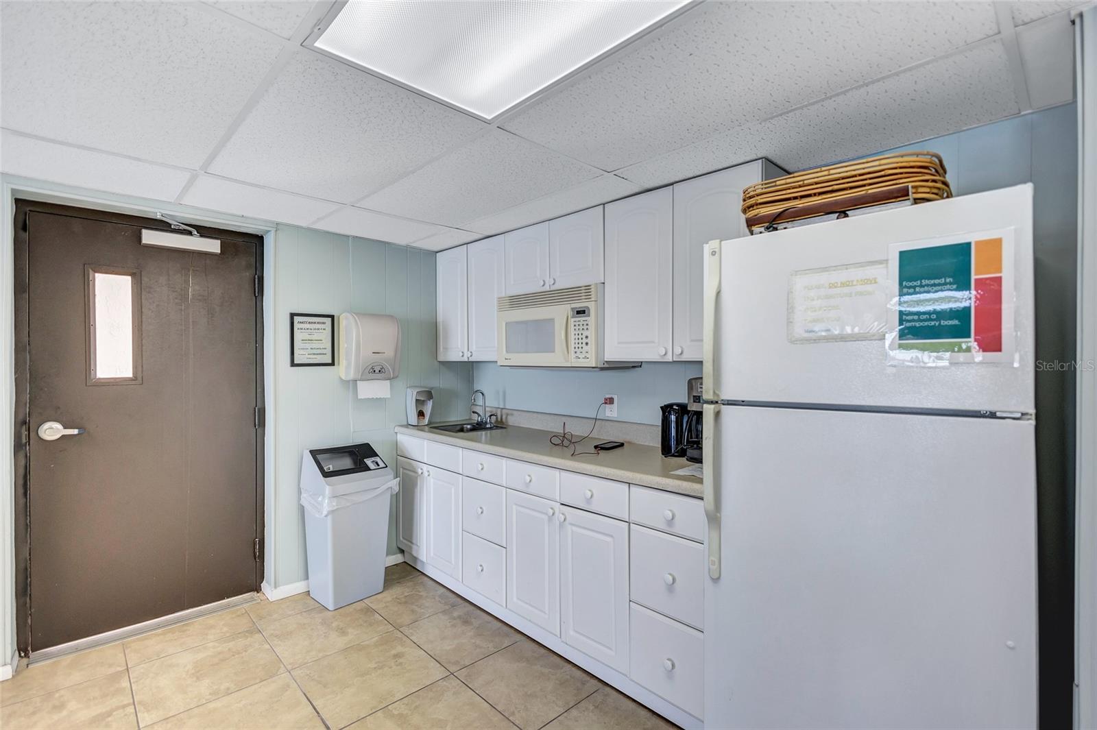 9393 MIDNIGHT PASS RD #704, SARASOTA, FL, 34242