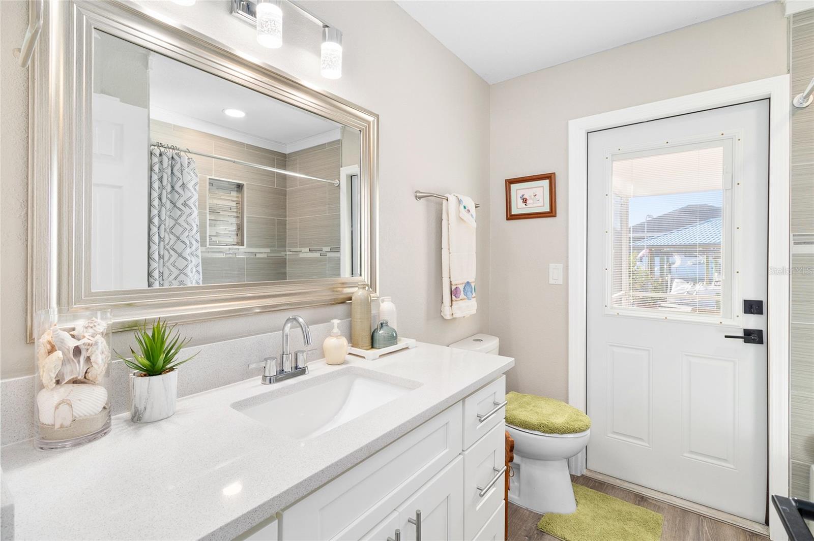 6518 SENEGAL PALM WAY, APOLLO BEACH, FL, 33572