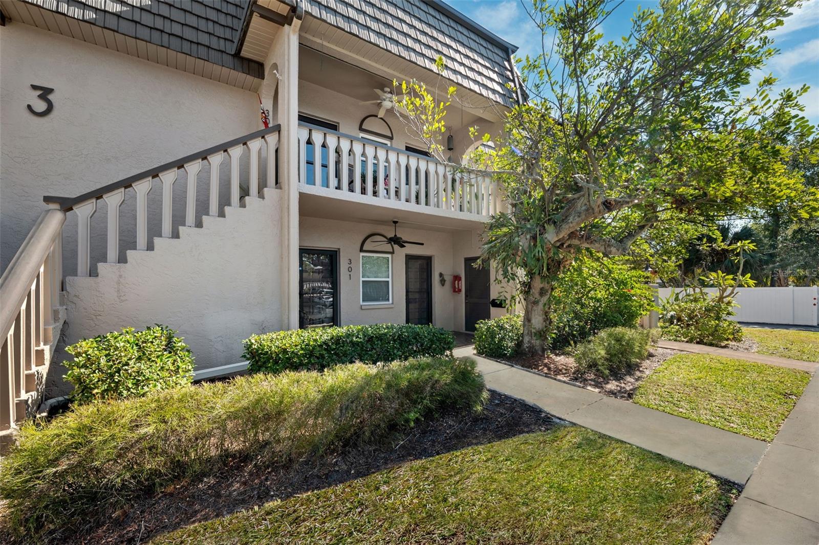 301 CORDOVA GRN, SEMINOLE, FL, 33777