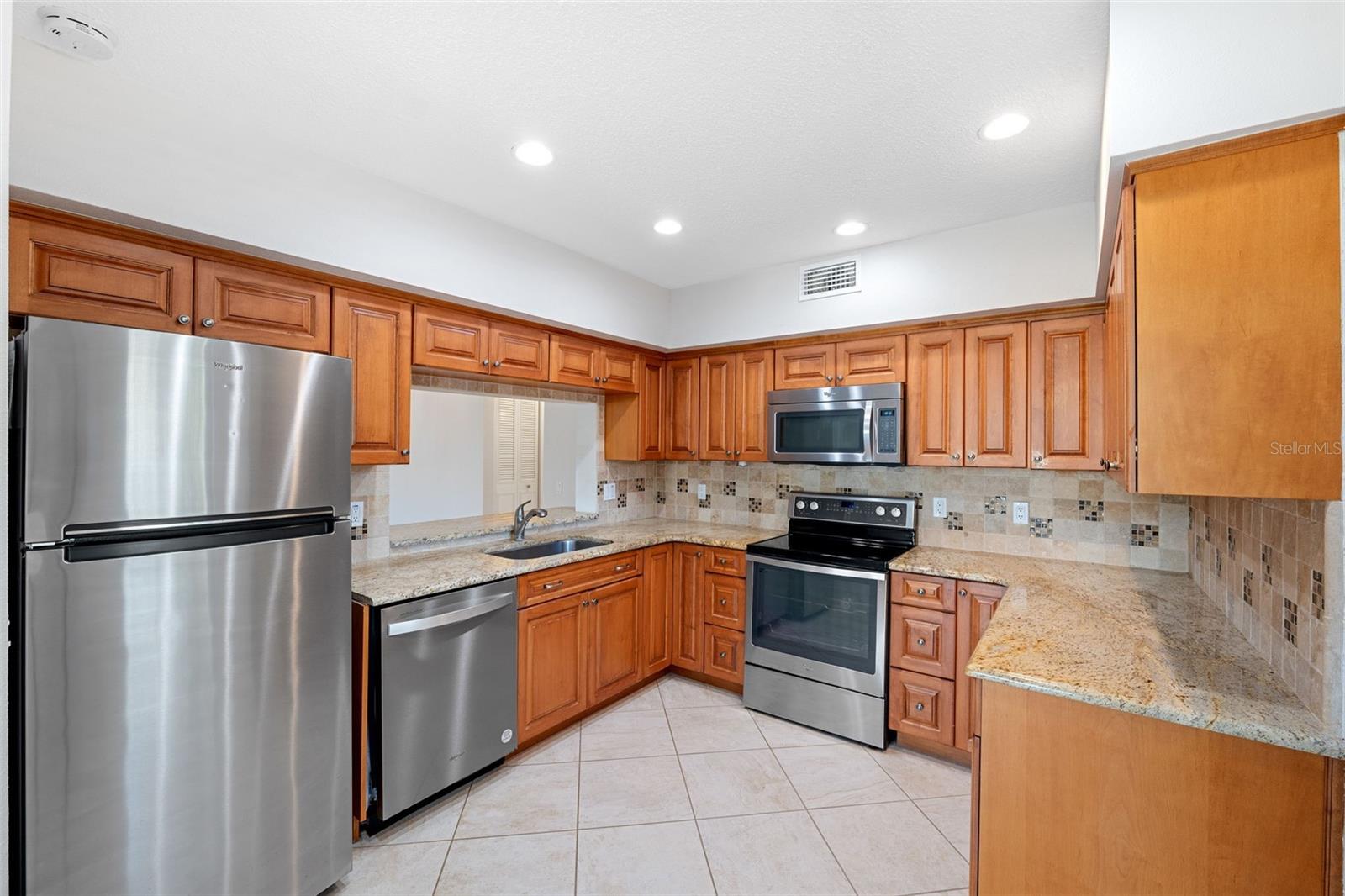 301 CORDOVA GRN, SEMINOLE, FL, 33777