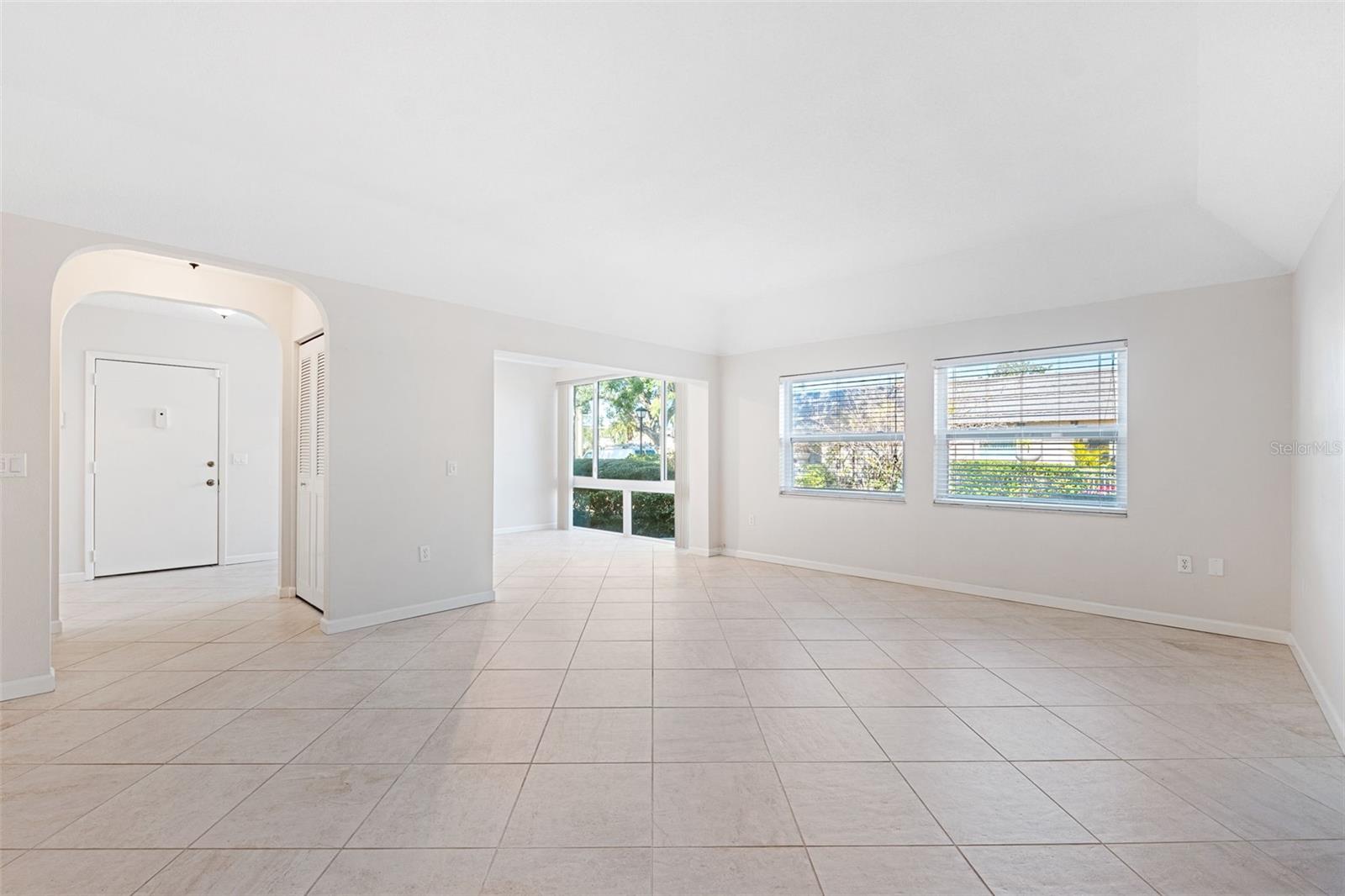 301 CORDOVA GRN, SEMINOLE, FL, 33777