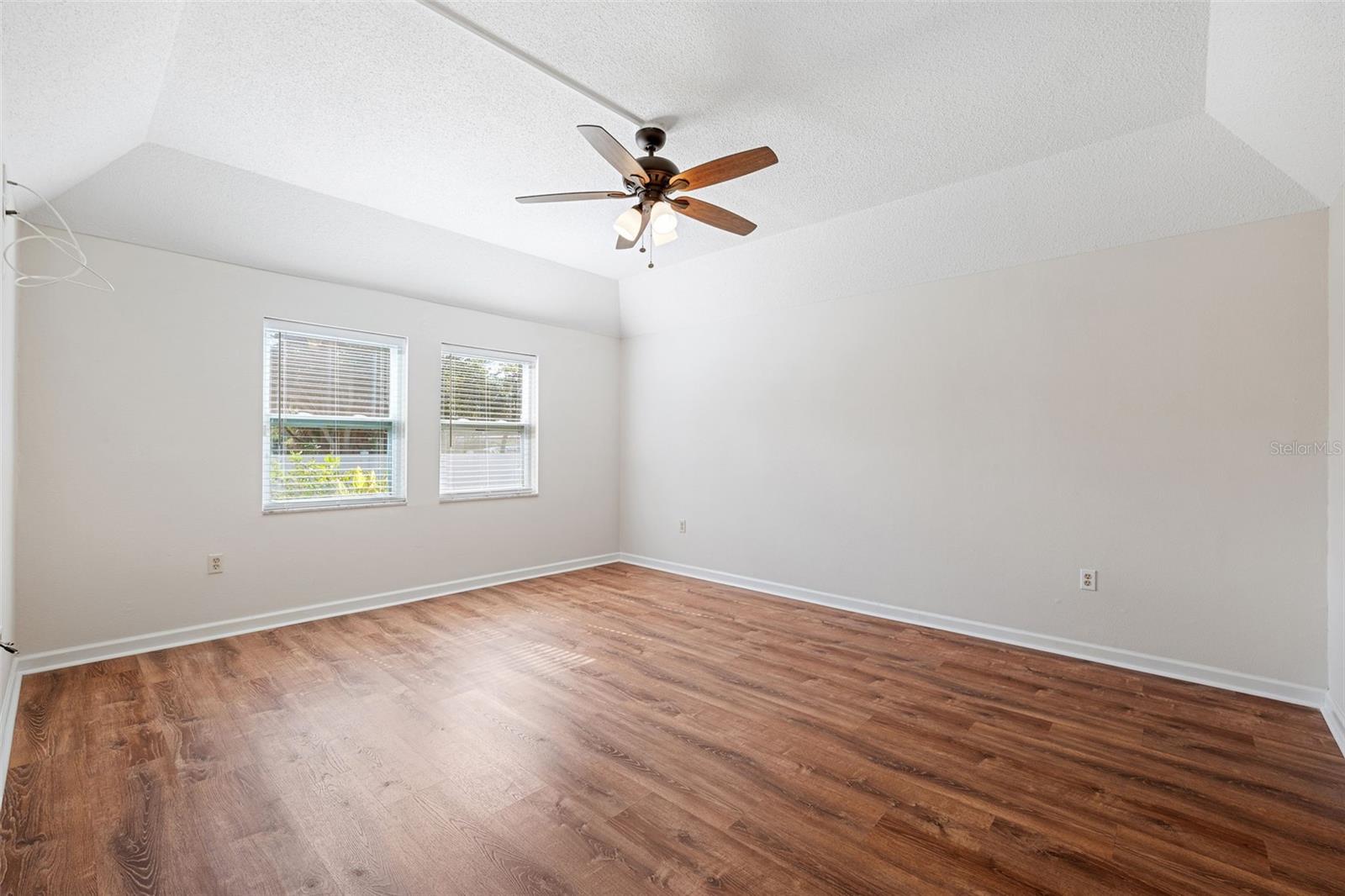 301 CORDOVA GRN, SEMINOLE, FL, 33777