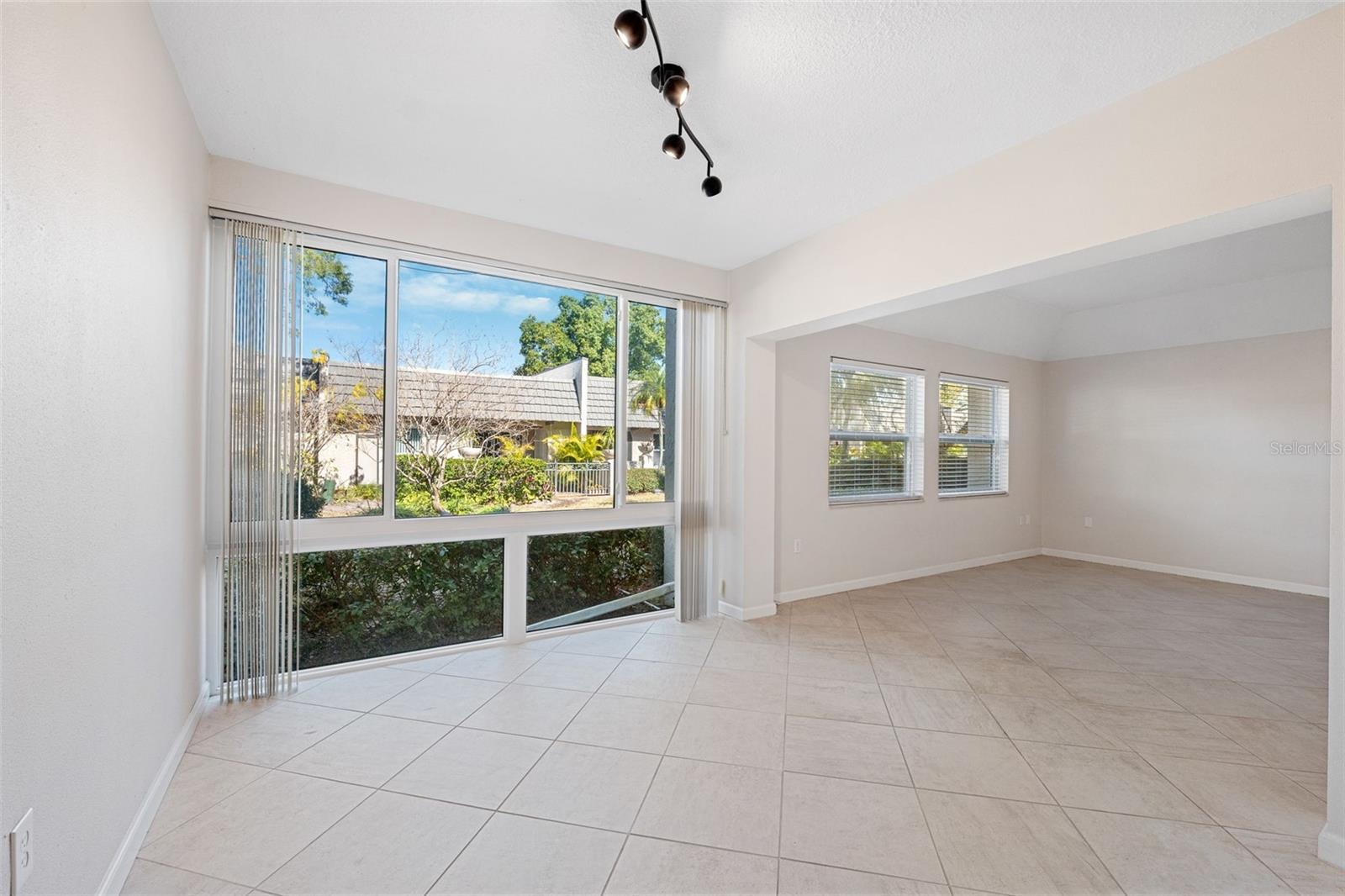 301 CORDOVA GRN, SEMINOLE, FL, 33777