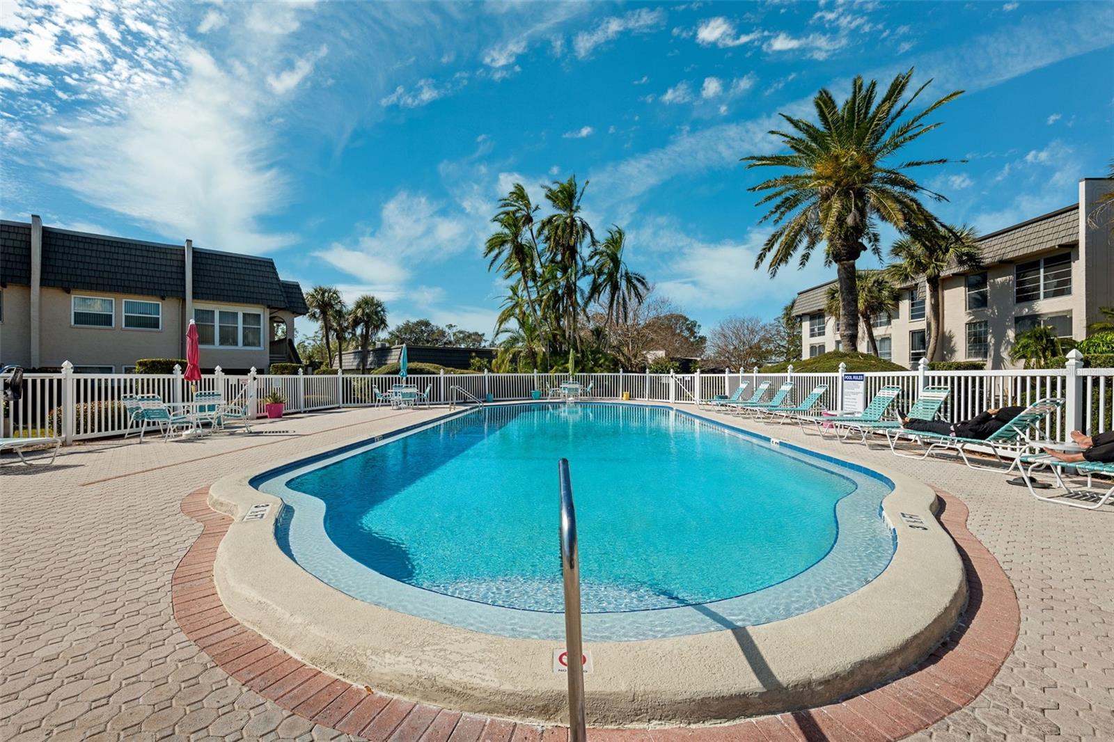 301 CORDOVA GRN, SEMINOLE, FL, 33777