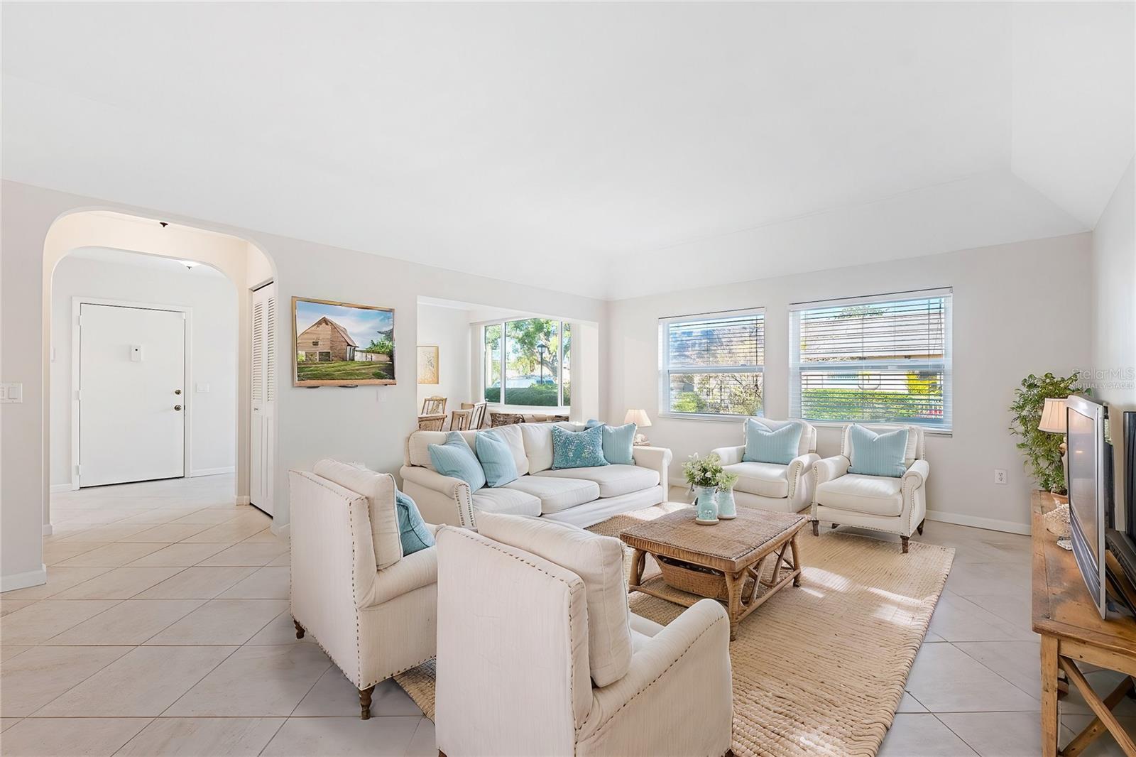 301 CORDOVA GRN, SEMINOLE, FL, 33777