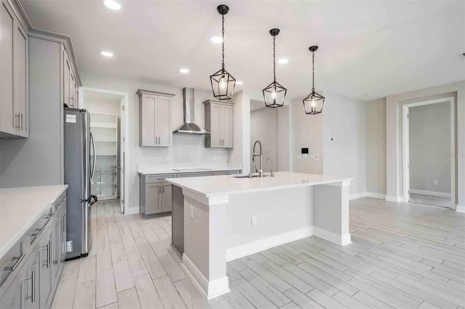 7316 NOTCHED PINE BND, WESLEY CHAPEL, FL, 33545