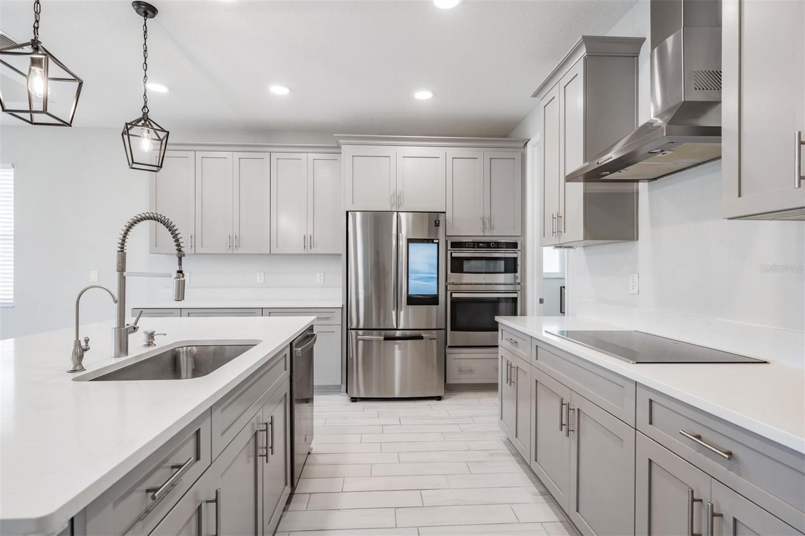 7316 NOTCHED PINE BND, WESLEY CHAPEL, FL, 33545