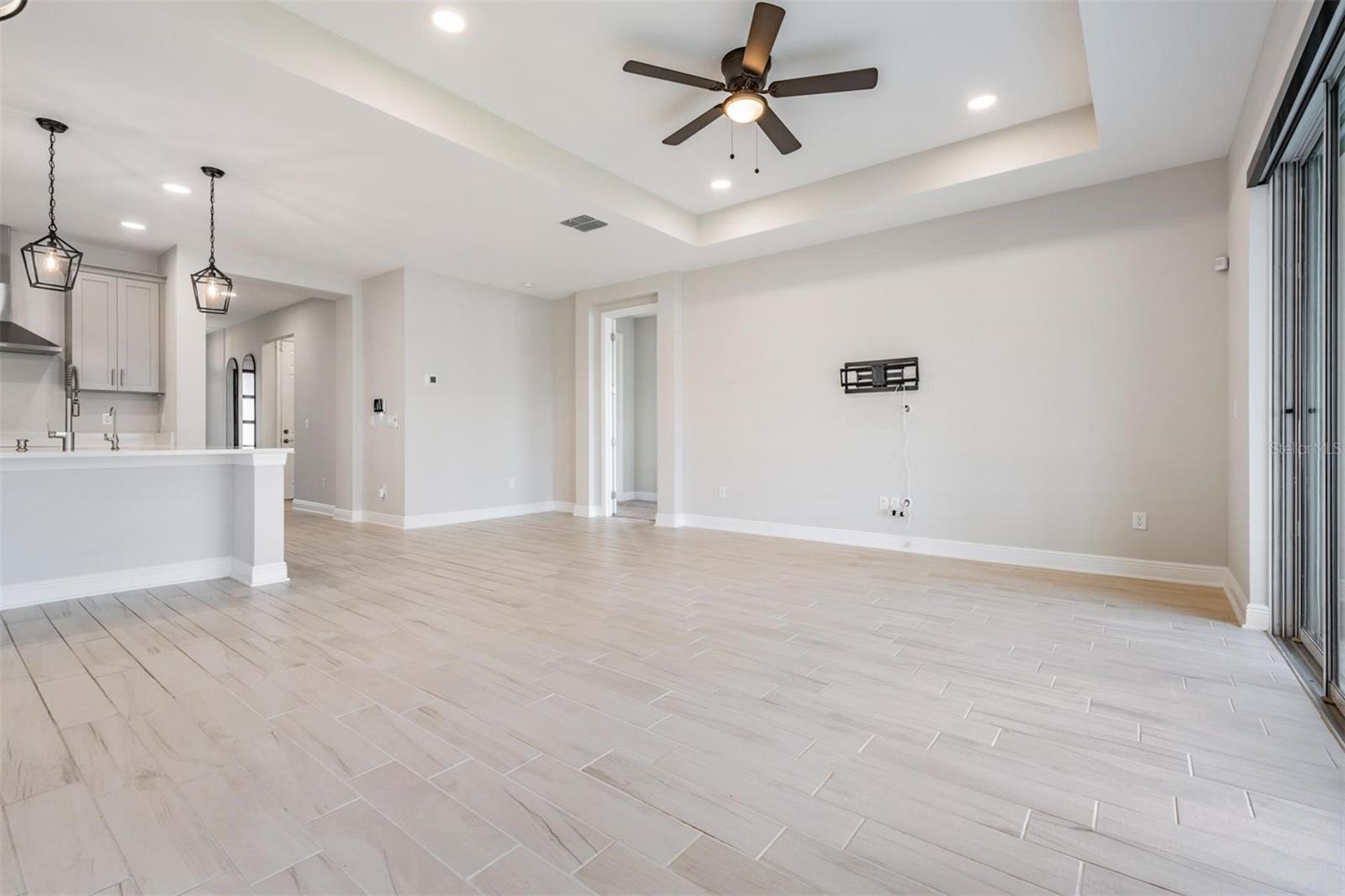 7316 NOTCHED PINE BND, WESLEY CHAPEL, FL, 33545