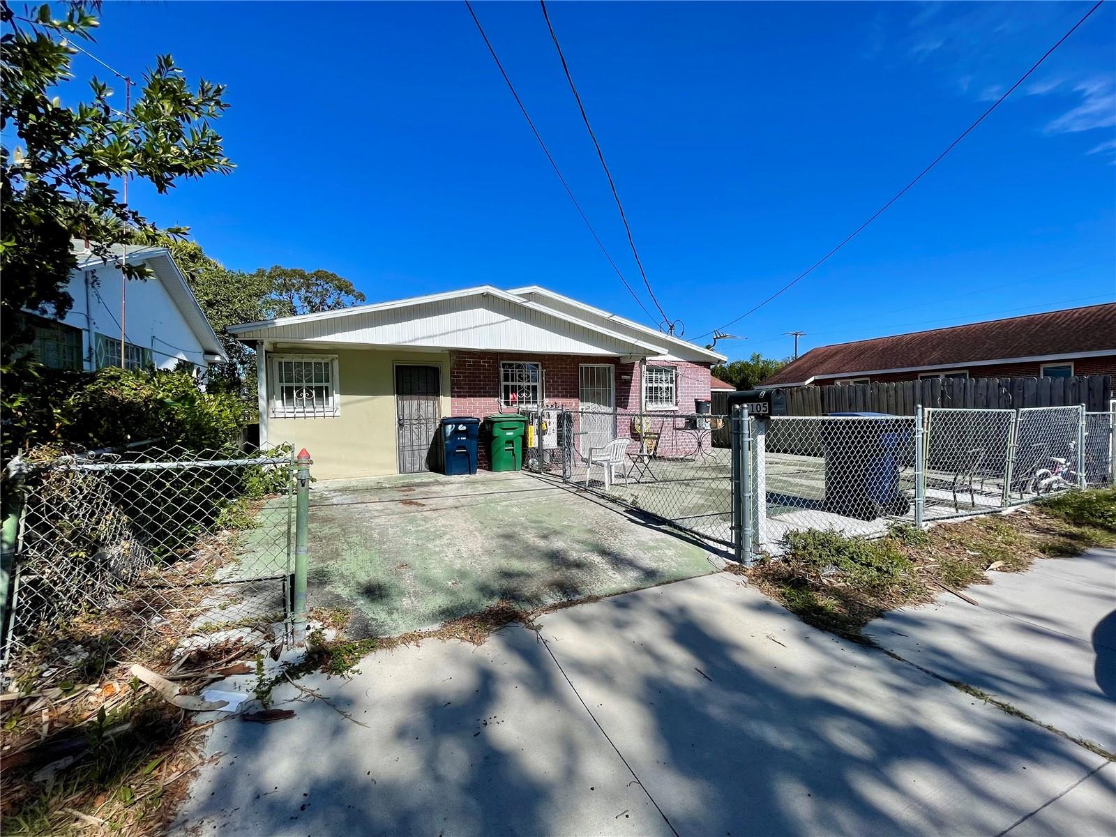 2105 W GRAY ST, TAMPA, FL, 33606