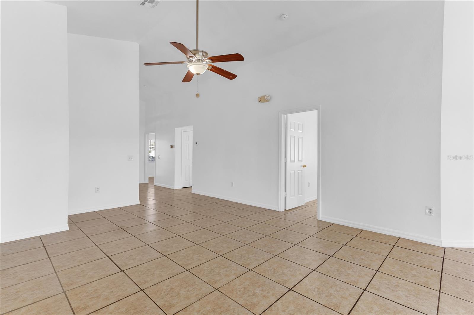 745 HILLCREST DR, DAVENPORT, FL, 33897