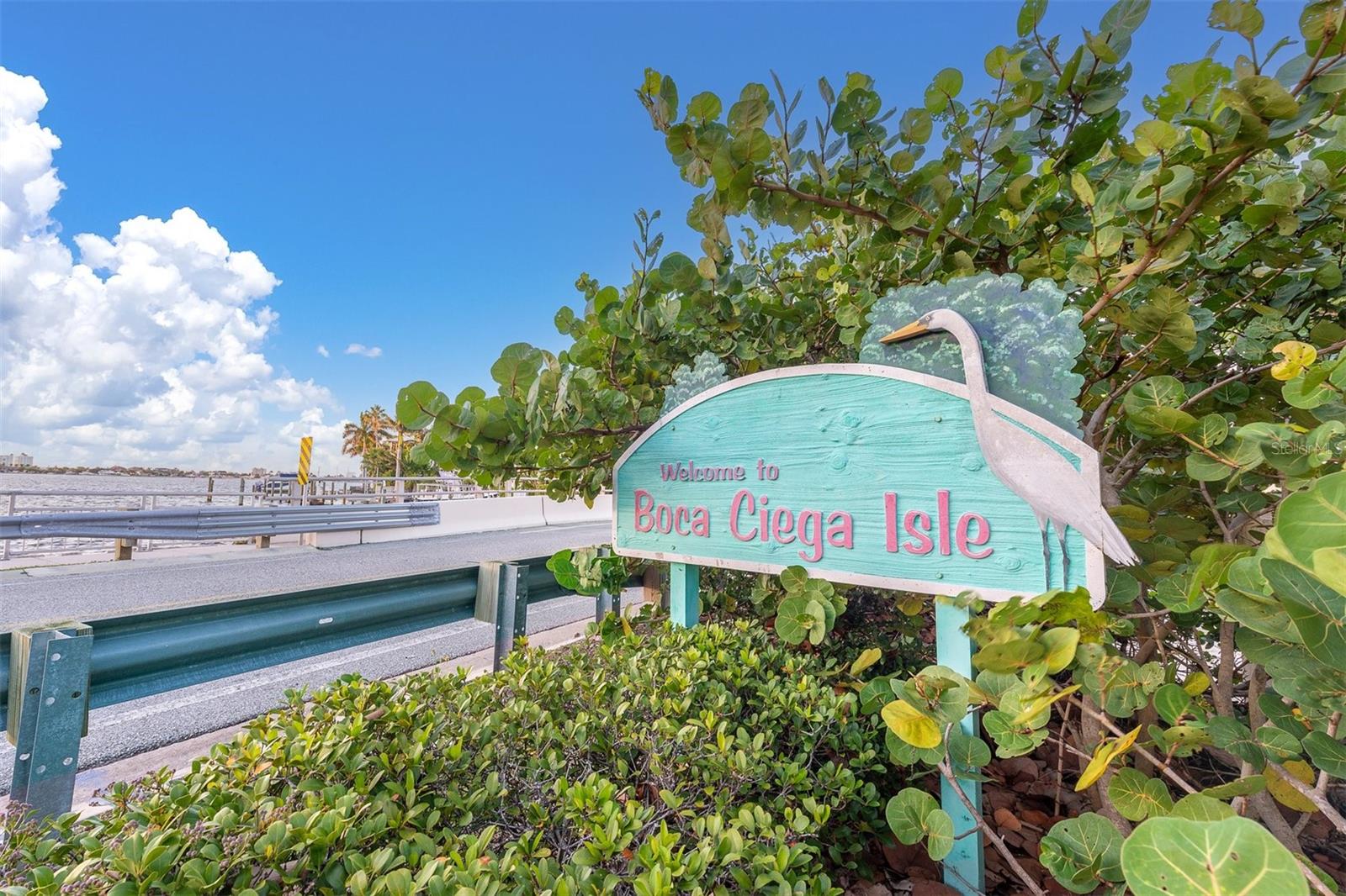 911 BOCA CIEGA ISLE DR, ST PETE BEACH, FL, 33706