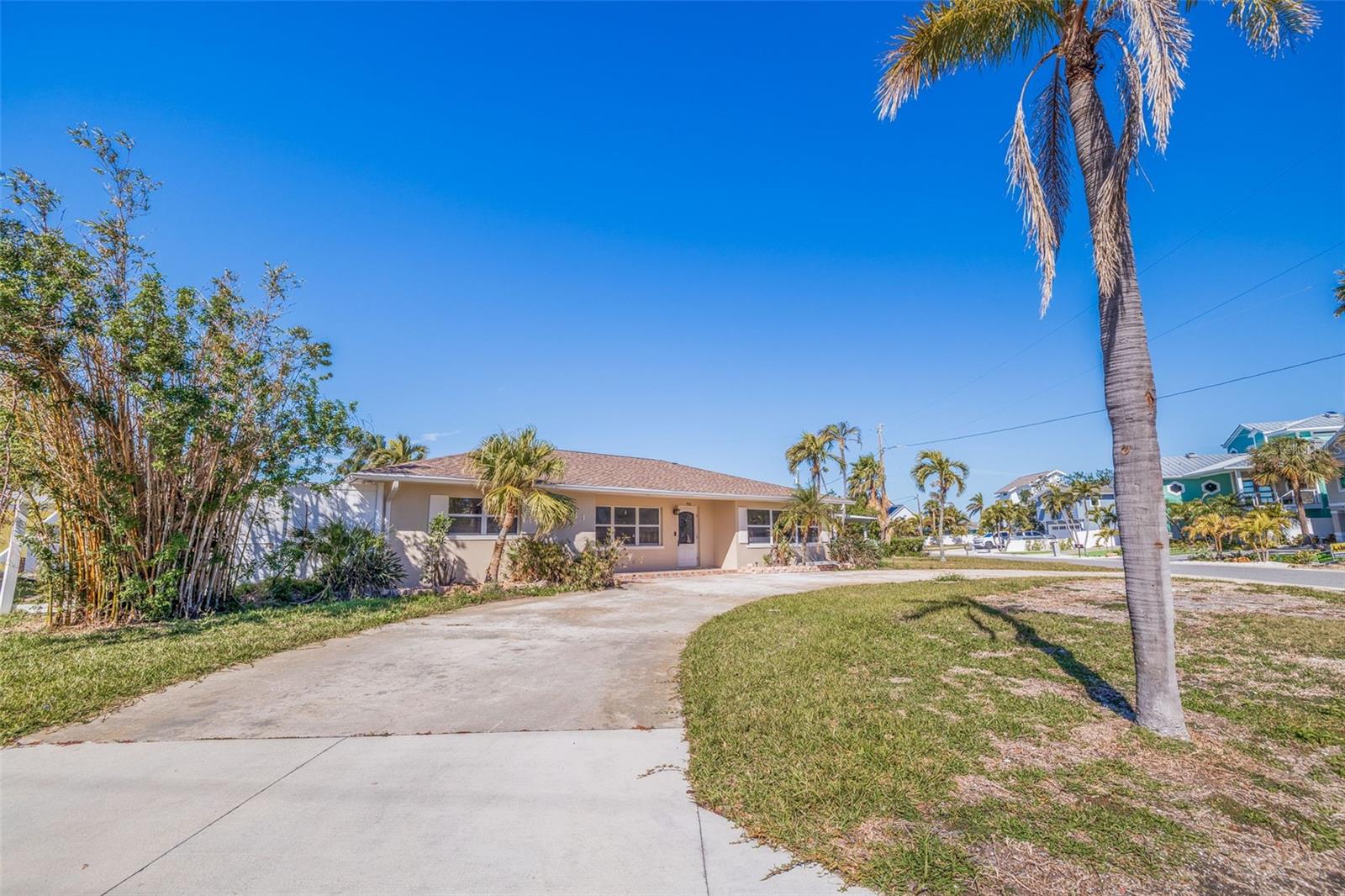 911 BOCA CIEGA ISLE DR, ST PETE BEACH, FL, 33706