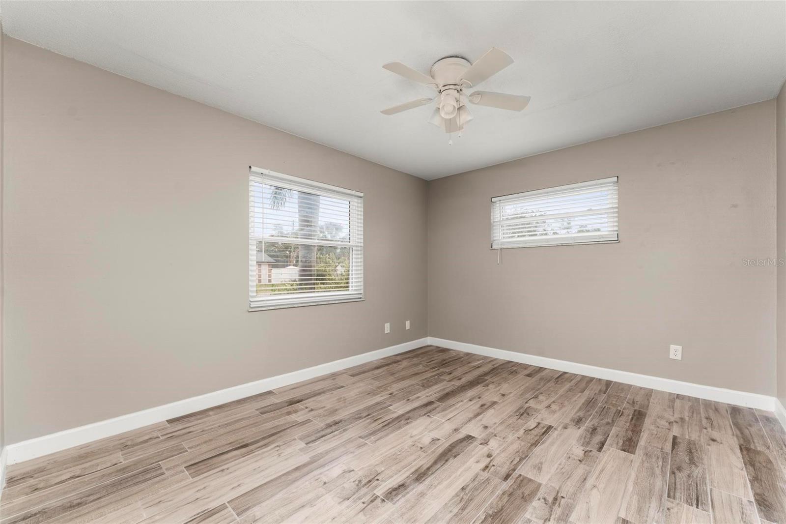 102 ABERDEEN DR, FERN PARK, FL, 32730