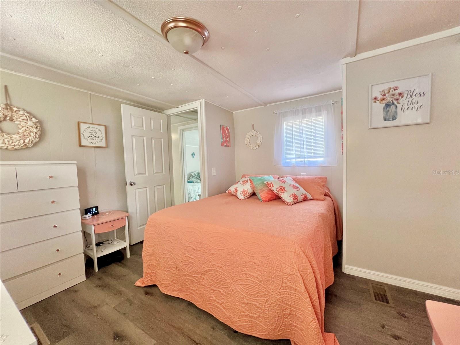 18675 US HIGHWAY 19 N #350, CLEARWATER, FL, 33764