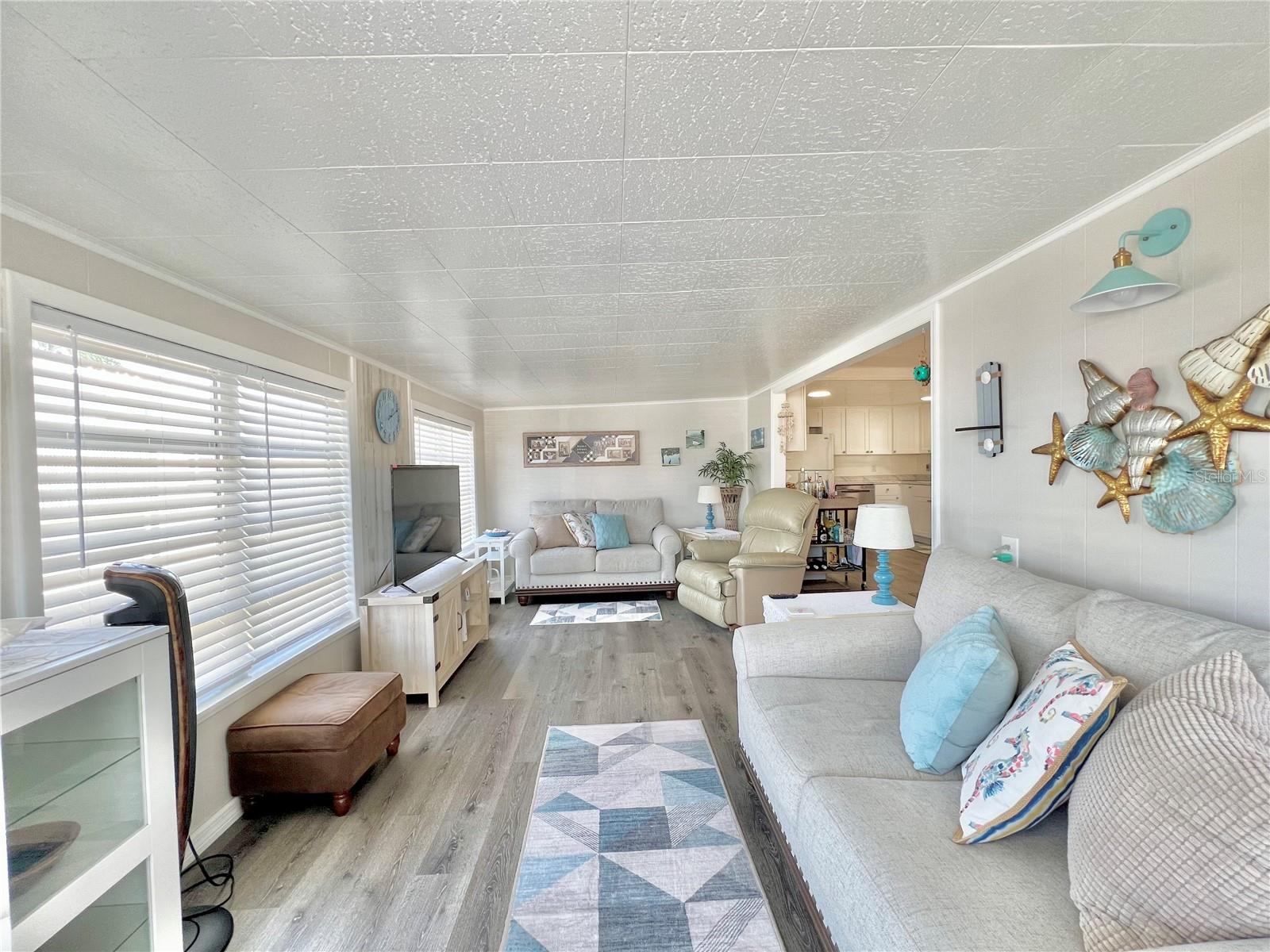 18675 US HIGHWAY 19 N #350, CLEARWATER, FL, 33764