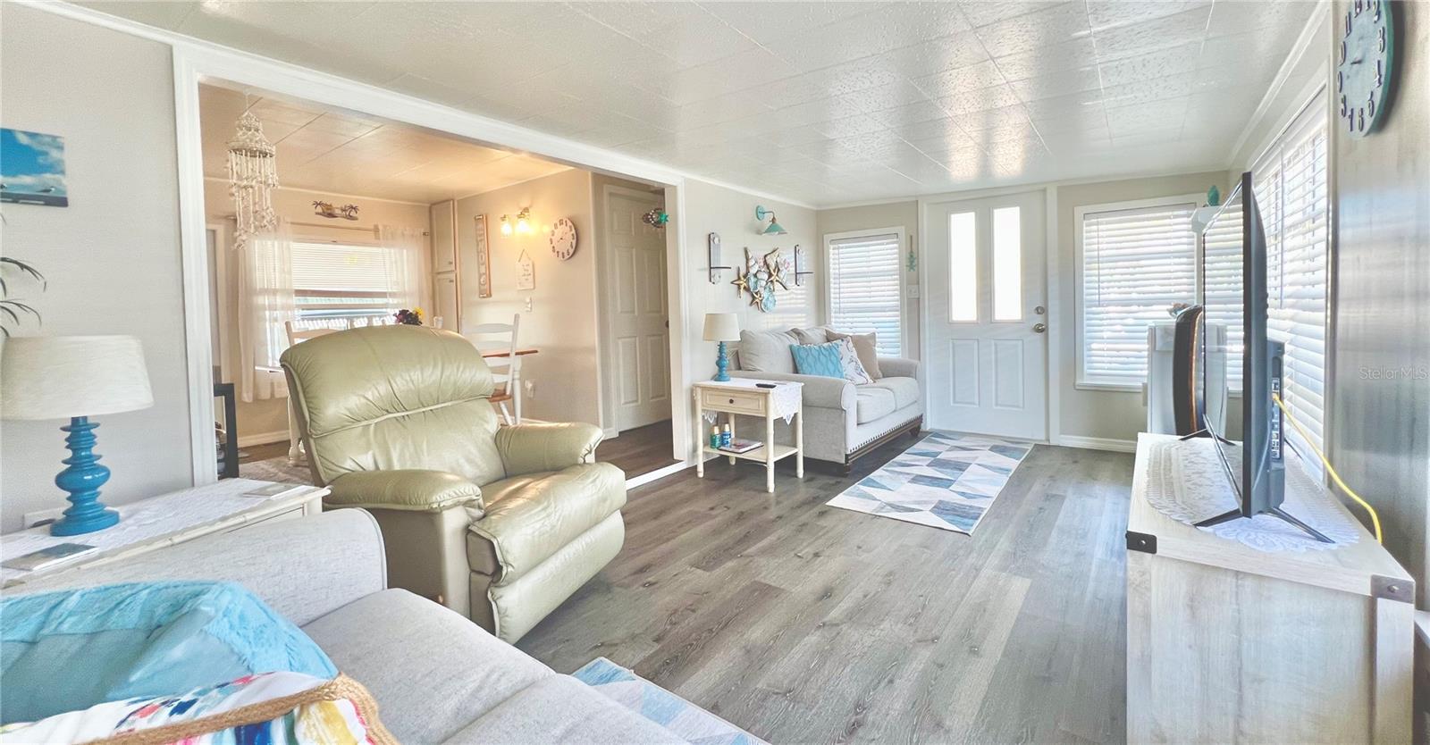 18675 US HIGHWAY 19 N #350, CLEARWATER, FL, 33764