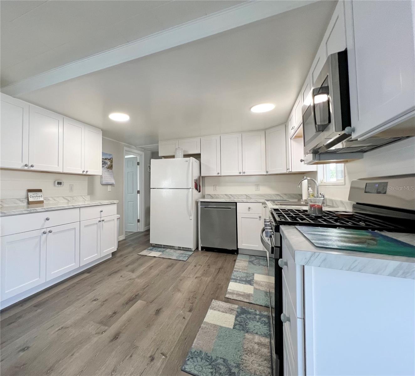 18675 US HIGHWAY 19 N #350, CLEARWATER, FL, 33764